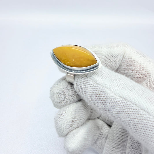 Abel Rantanen, Finland 1965. Vintage Solid Silver Amber Ring.