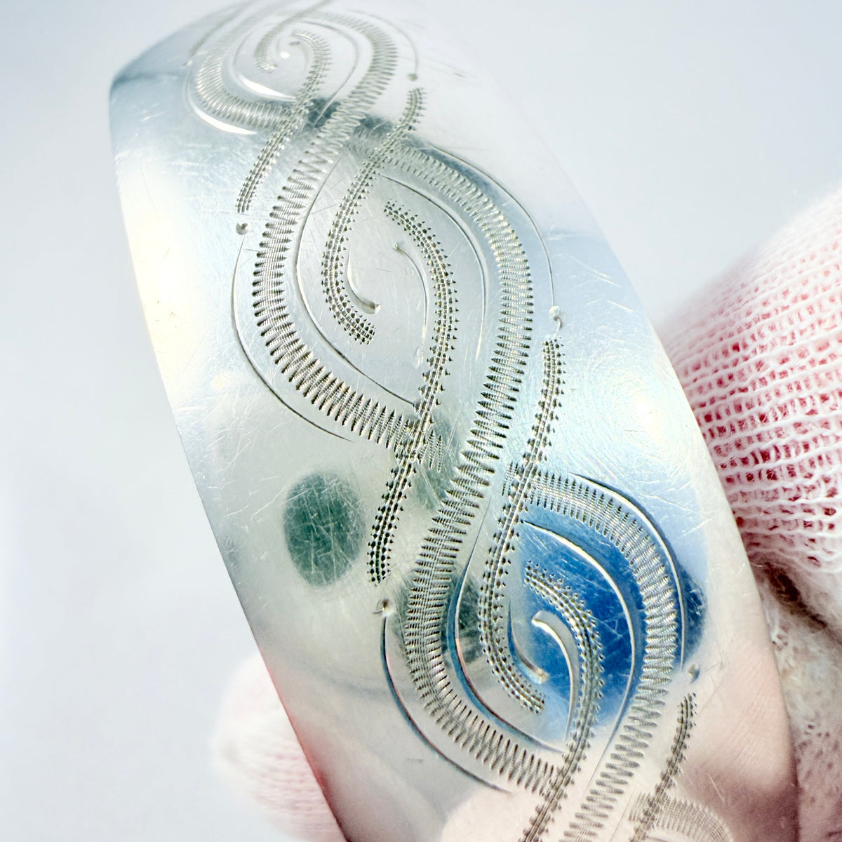 Toivo Salmi, Finland year 1960. Vintage Solid Silver Cuff Bracelet.