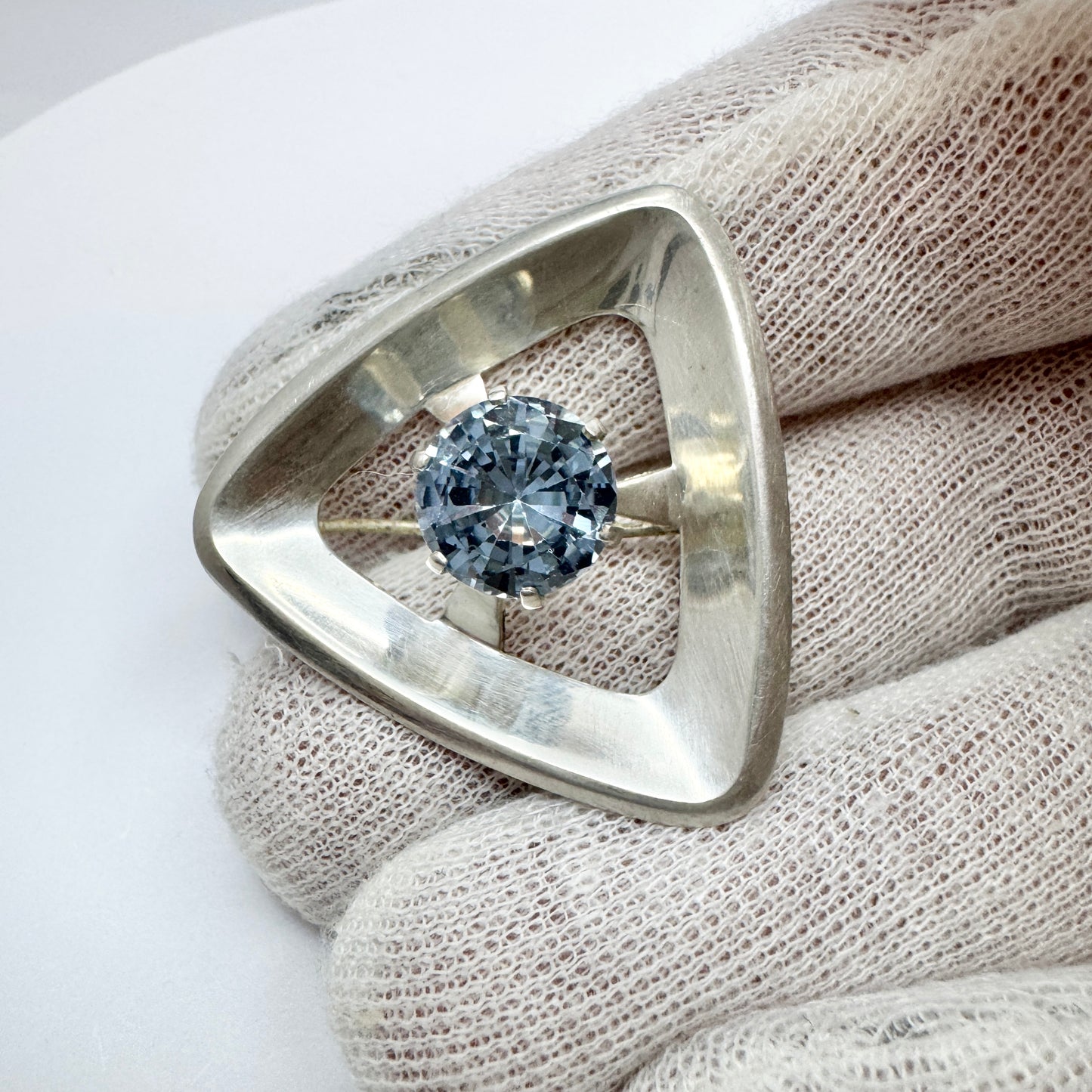 Finland ca 1960s. Vintage Solid Silver Blue Synthetic Spinel Brooch.