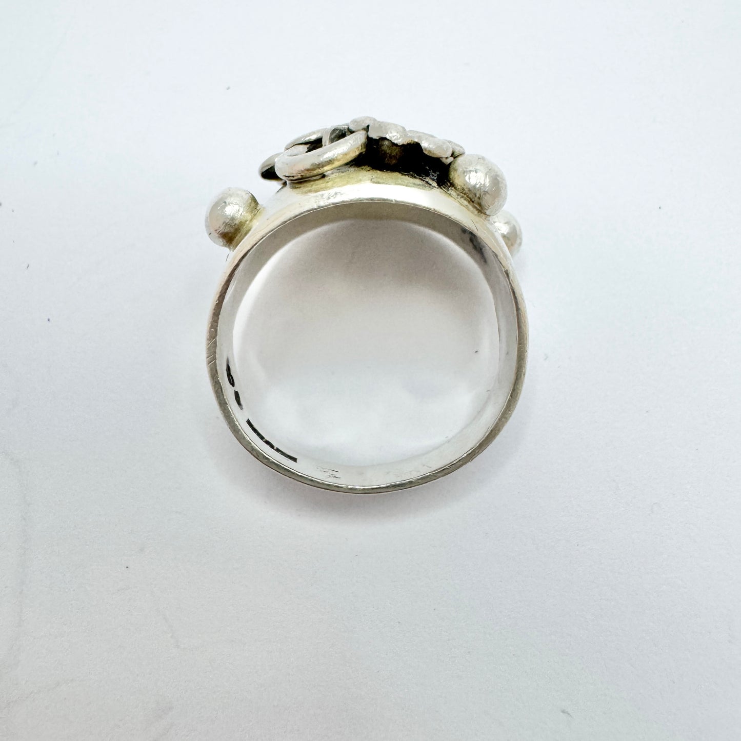 Kaplan, Sweden 1954. Vintage Solid Silver Flower Ring.
