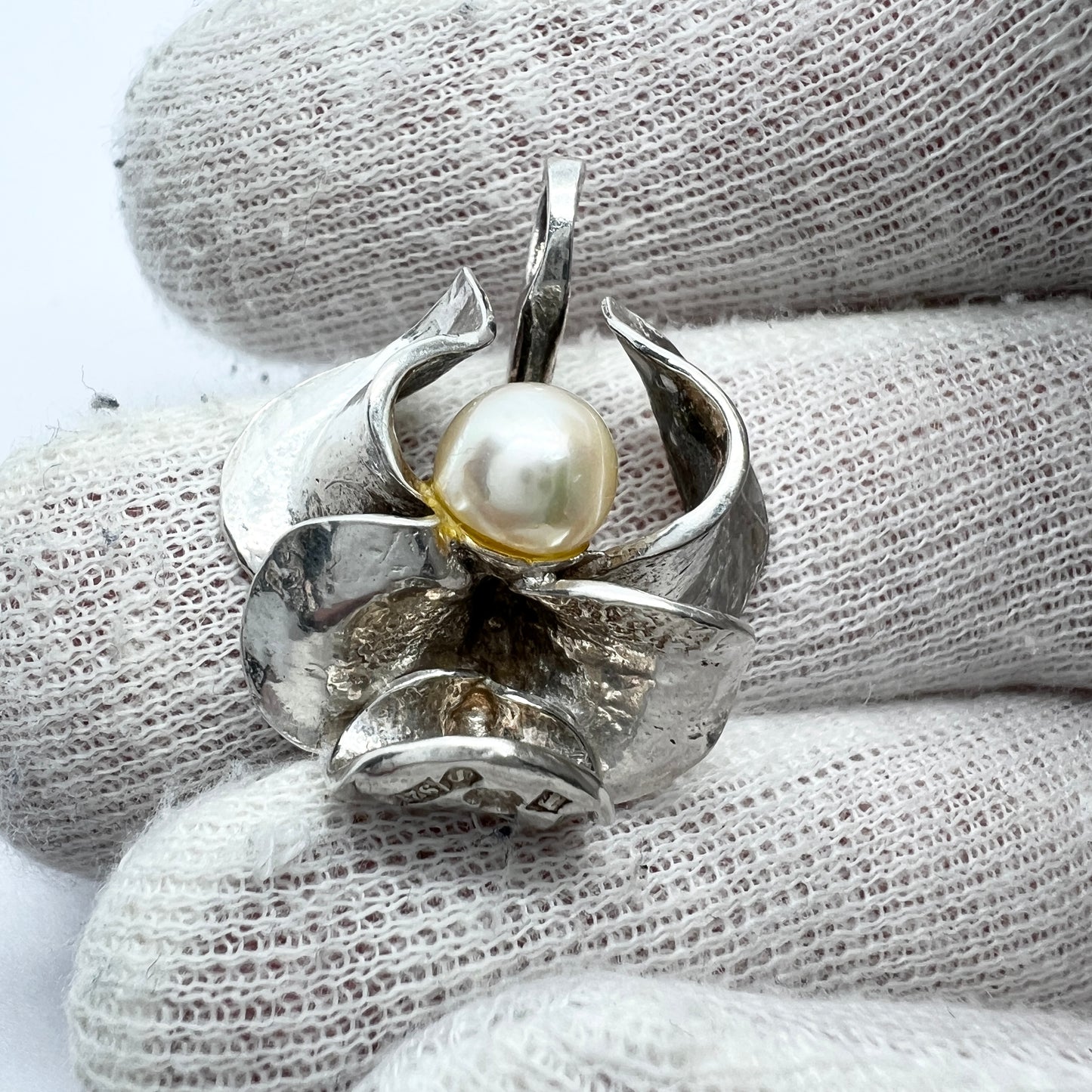 Robbert, Sweden 1982. Vintage Sterling Silver Cultured Pearl Pendant. Signed.