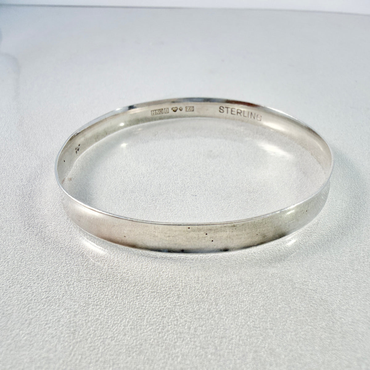 Hedbergs, Sweden 1974. Vintage Sterling Silver Bangle Bracelet.