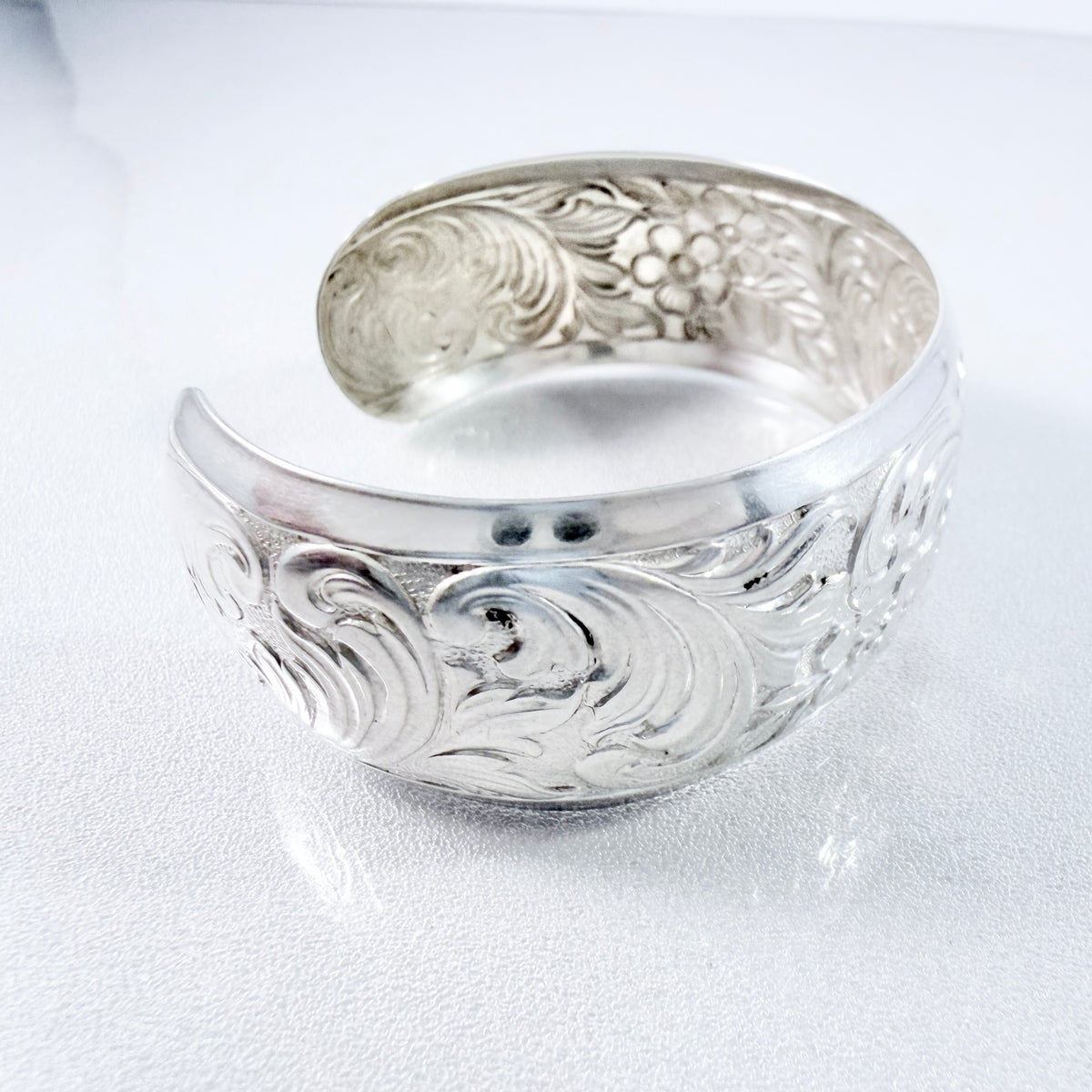 Andreas Daub, Germany c 1950s. Vintage Solid Silver Cuff Brcelet.