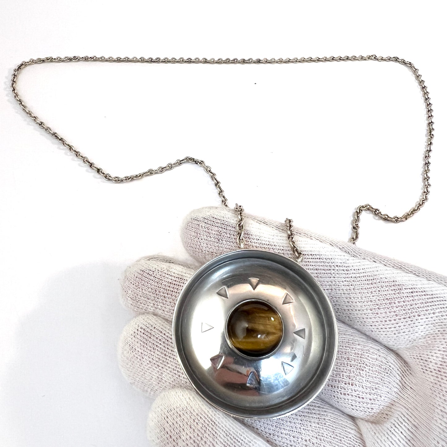 Holger Lindström, Finland 1961. Vintage Solid Silver Tiger's Eye Pendant Necklace.
