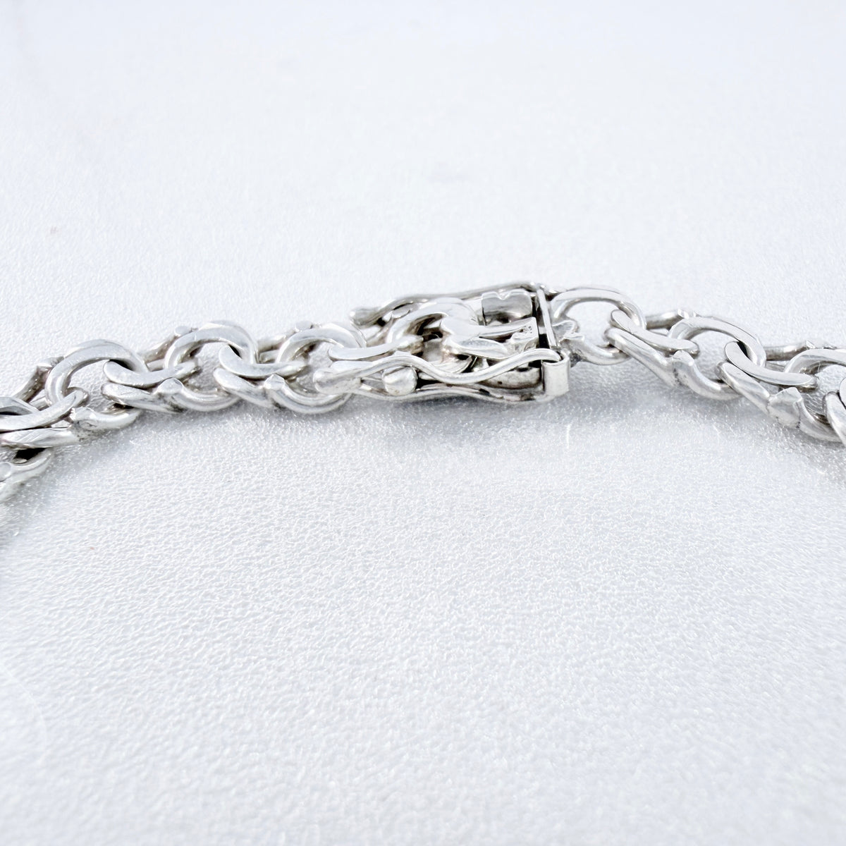 Kaplan, Sweden 1963. Vintage Solid Silver Bismarck Bracelet.