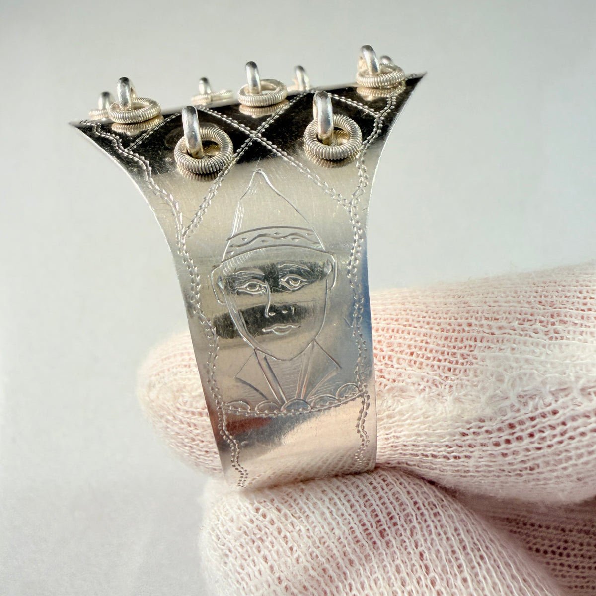 Haparanda, Sweden year 1941. Rare WWII-era Vintage Solid Silver Sami / Laplander Scarf Ring.