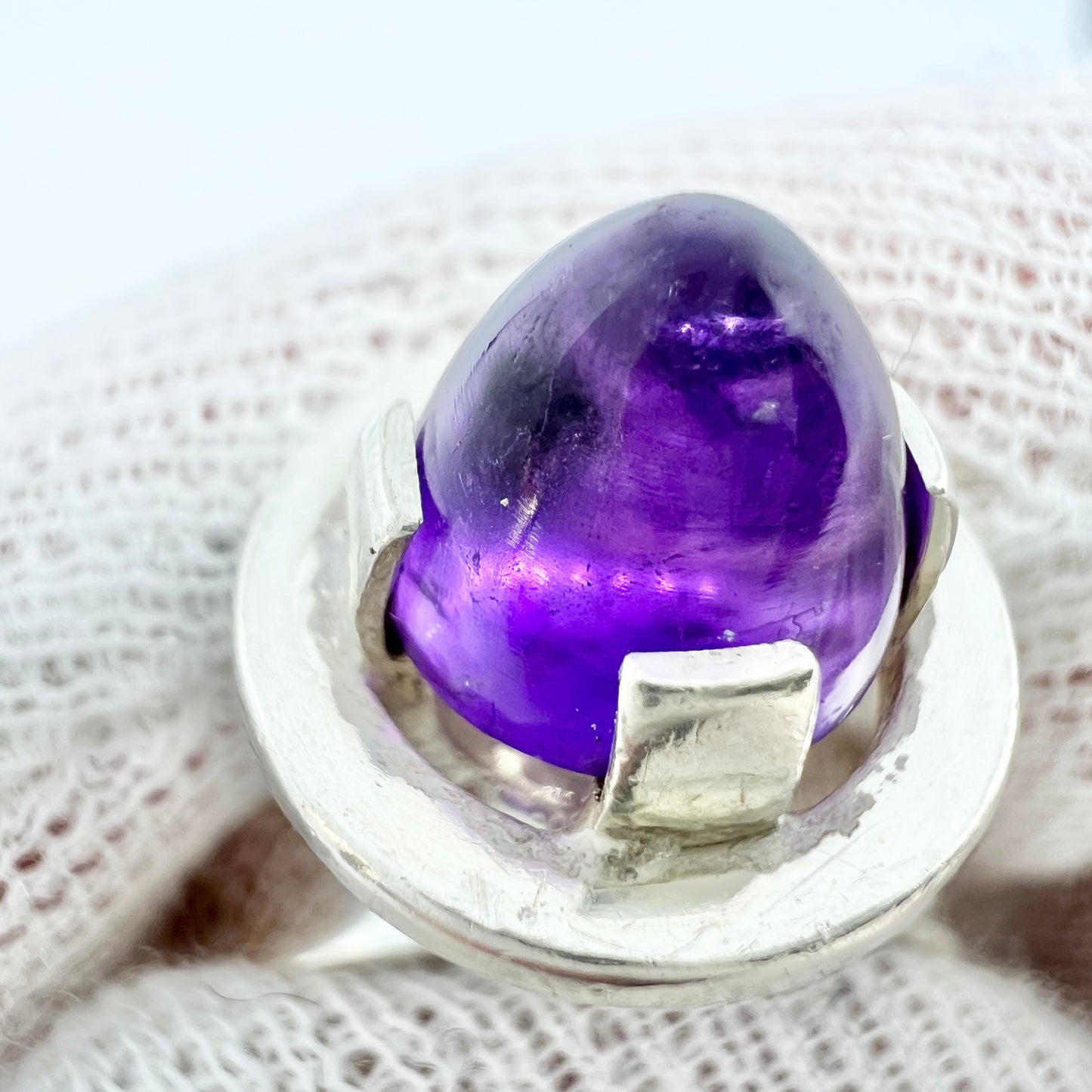 Ceson, Sweden 1966. Vintage Modernist Sterling Silver Amethyst Ring.