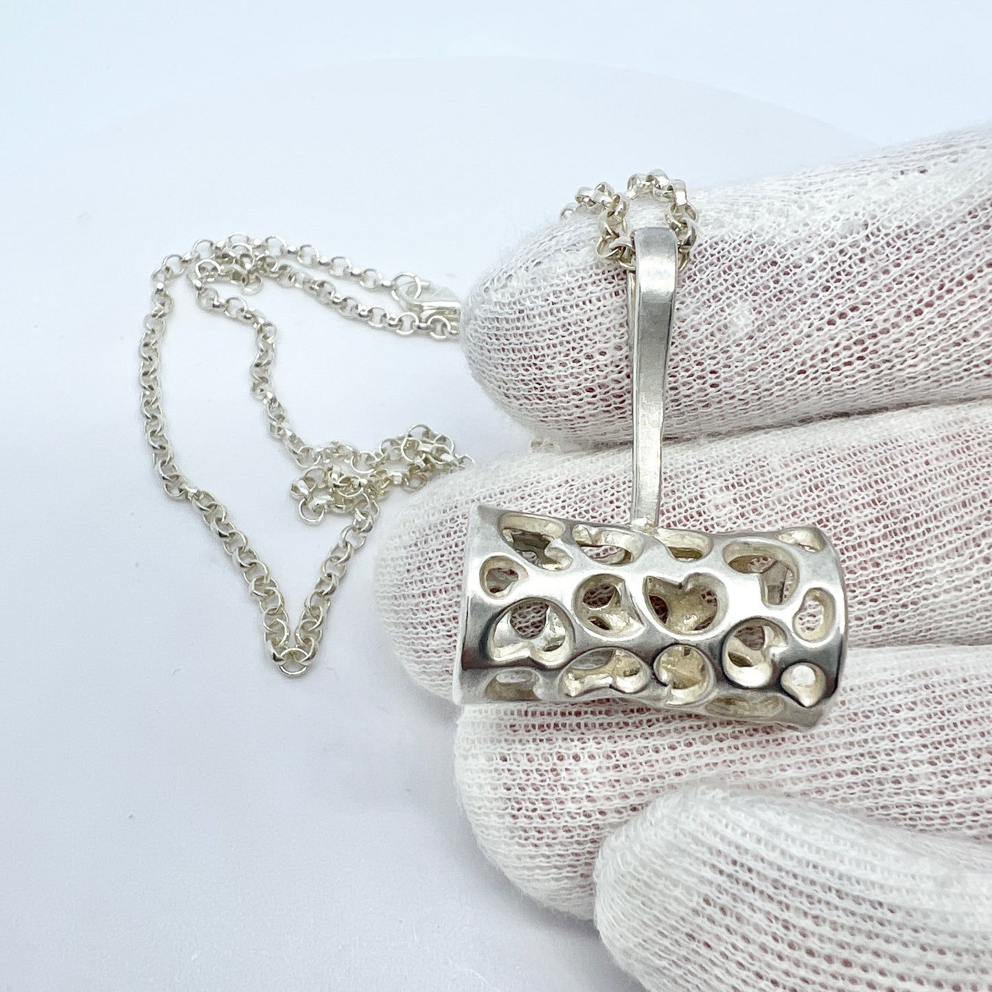 Markström, Sweden 1975 Vintage Solid Silver Pendant + Chain.
