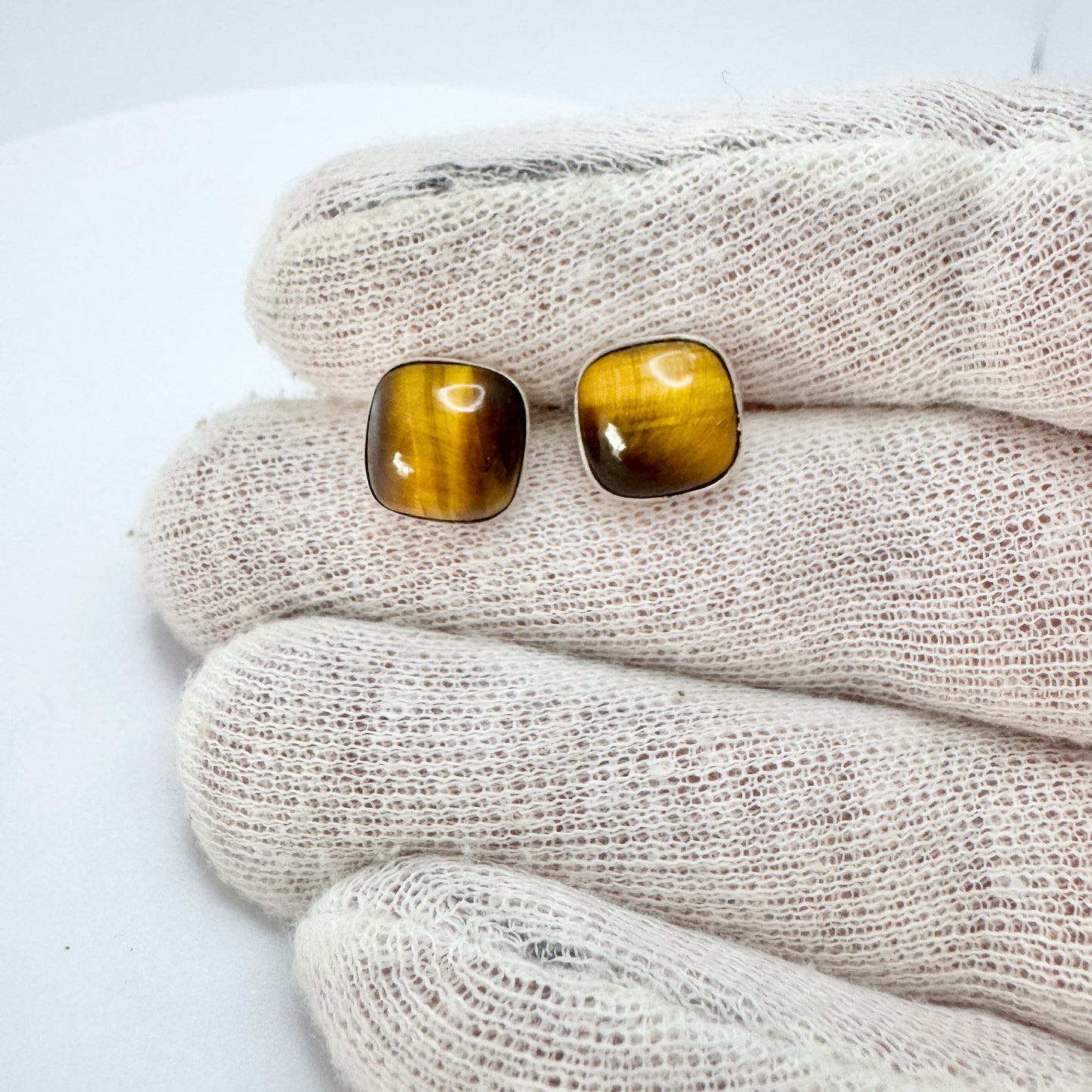 Finland ca 1960. Vintage Solid Silver Tiger's Eye Stud Earrings.
