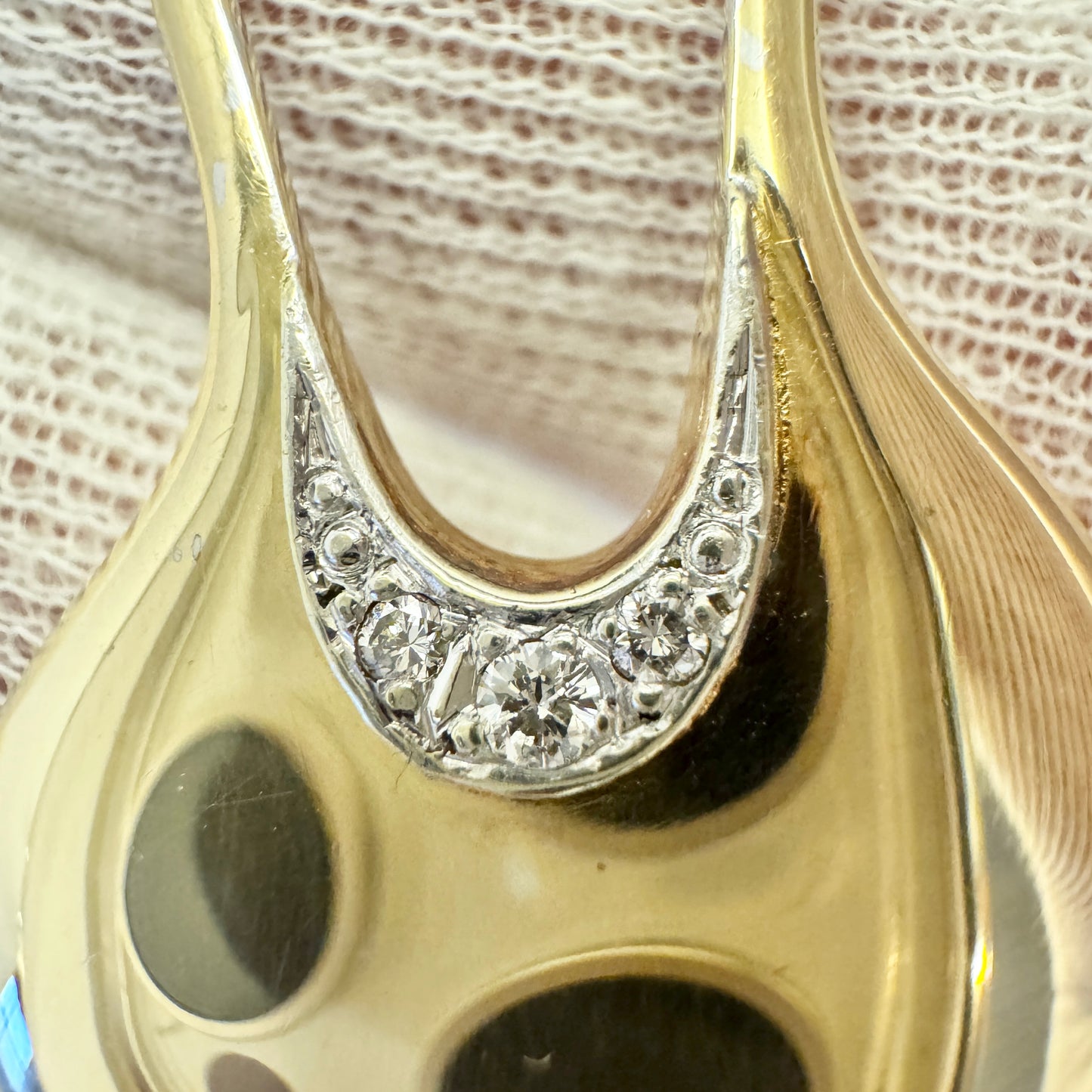 Ole Lynggard, Denmark. Vintage 14k Gold Diamond Necklace.