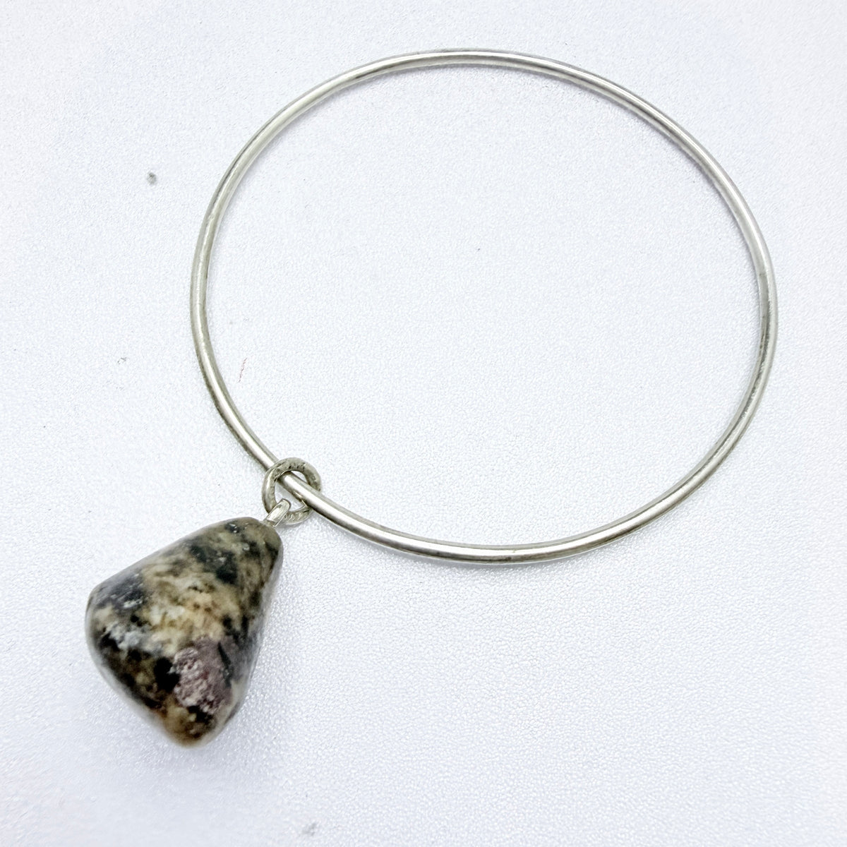 Märta Lindgren, Sweden 1963. Vintage Sterling Silver Local Rock Charm Bangle Bracelet.
