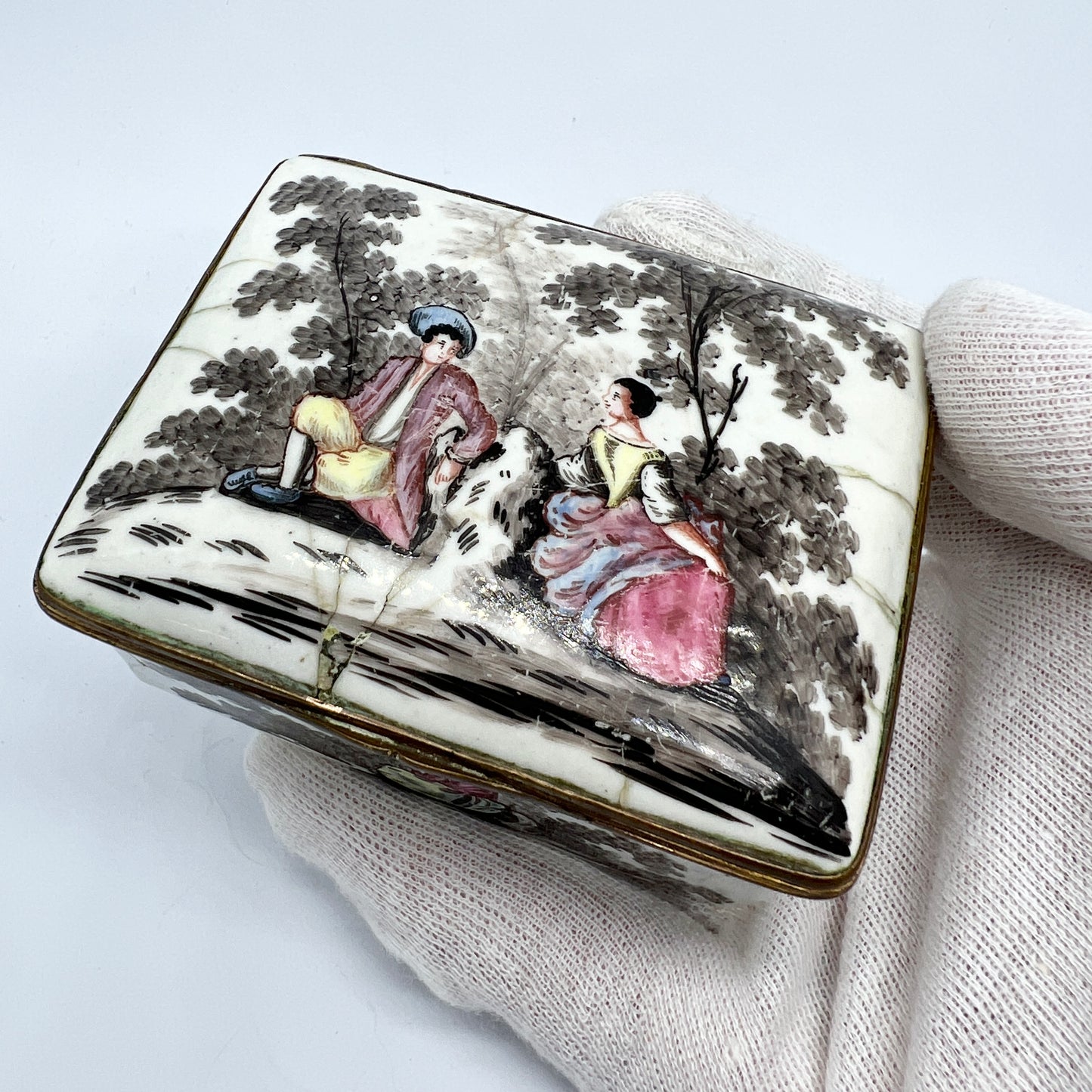 Antique Georgian late 1700s Enamel Box.