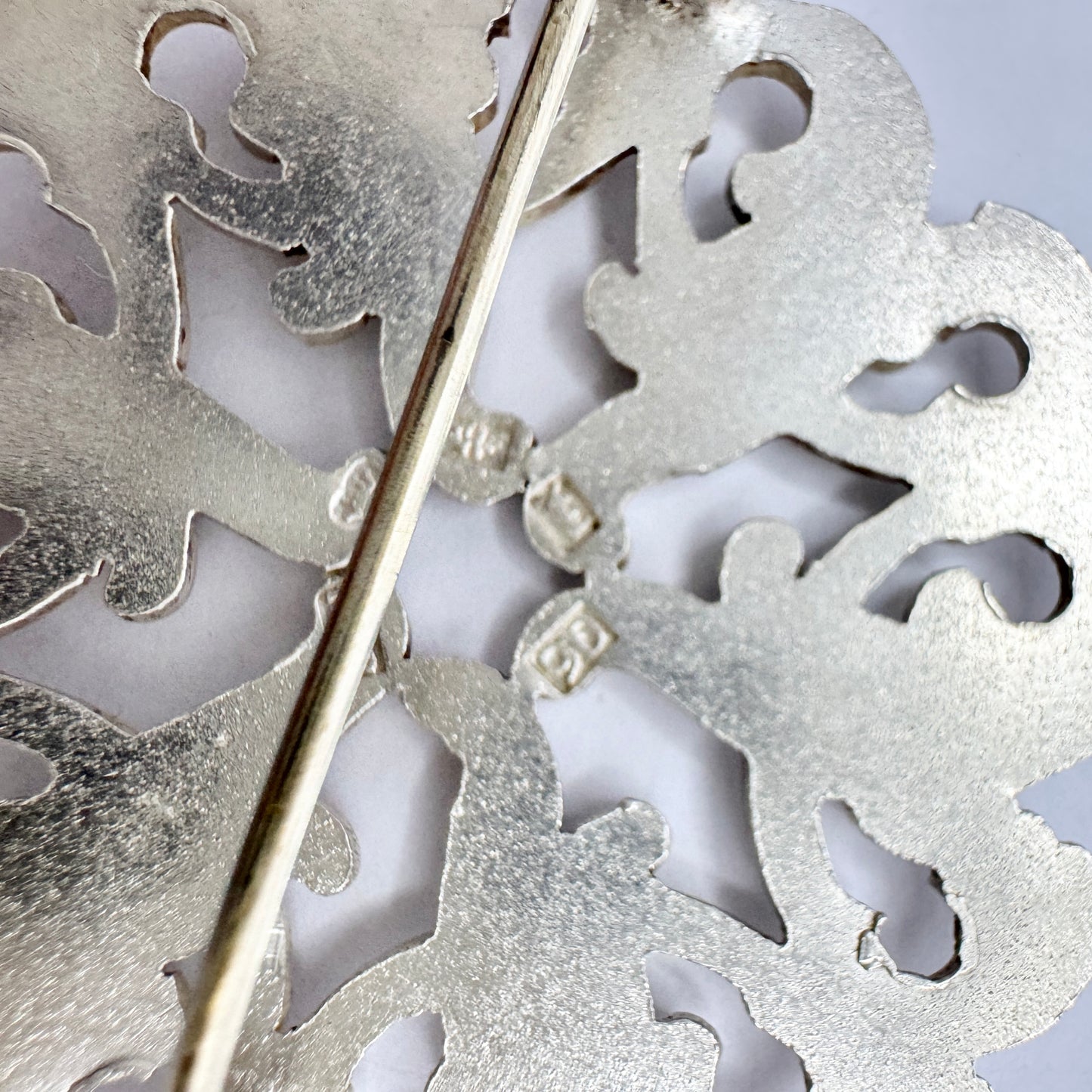 Hopeatakomo, Finland 1943. Rare WW2-era Solid Silver Brooch.