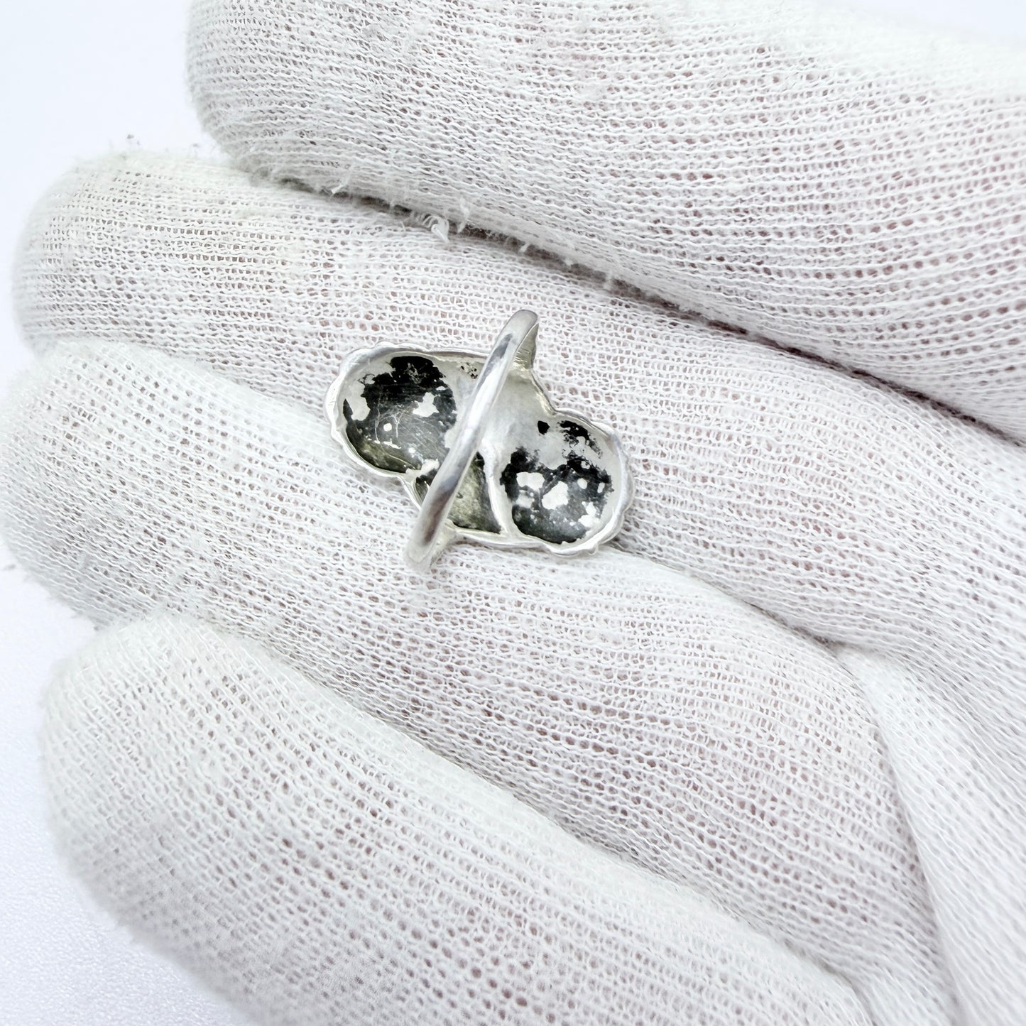 Vintage 1940-50s. Solid Silver Flower Ring.