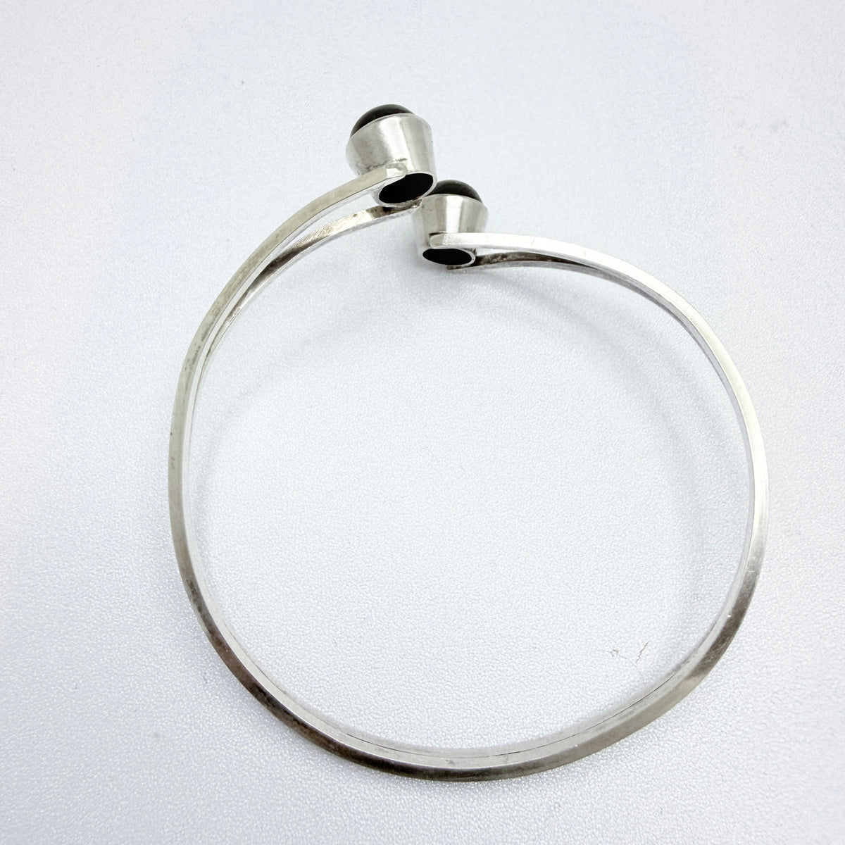 Martin Öhman, Sweden 1962. Vintage Sterling Silver Tiger's Eye Arm Cuff Bracelet.