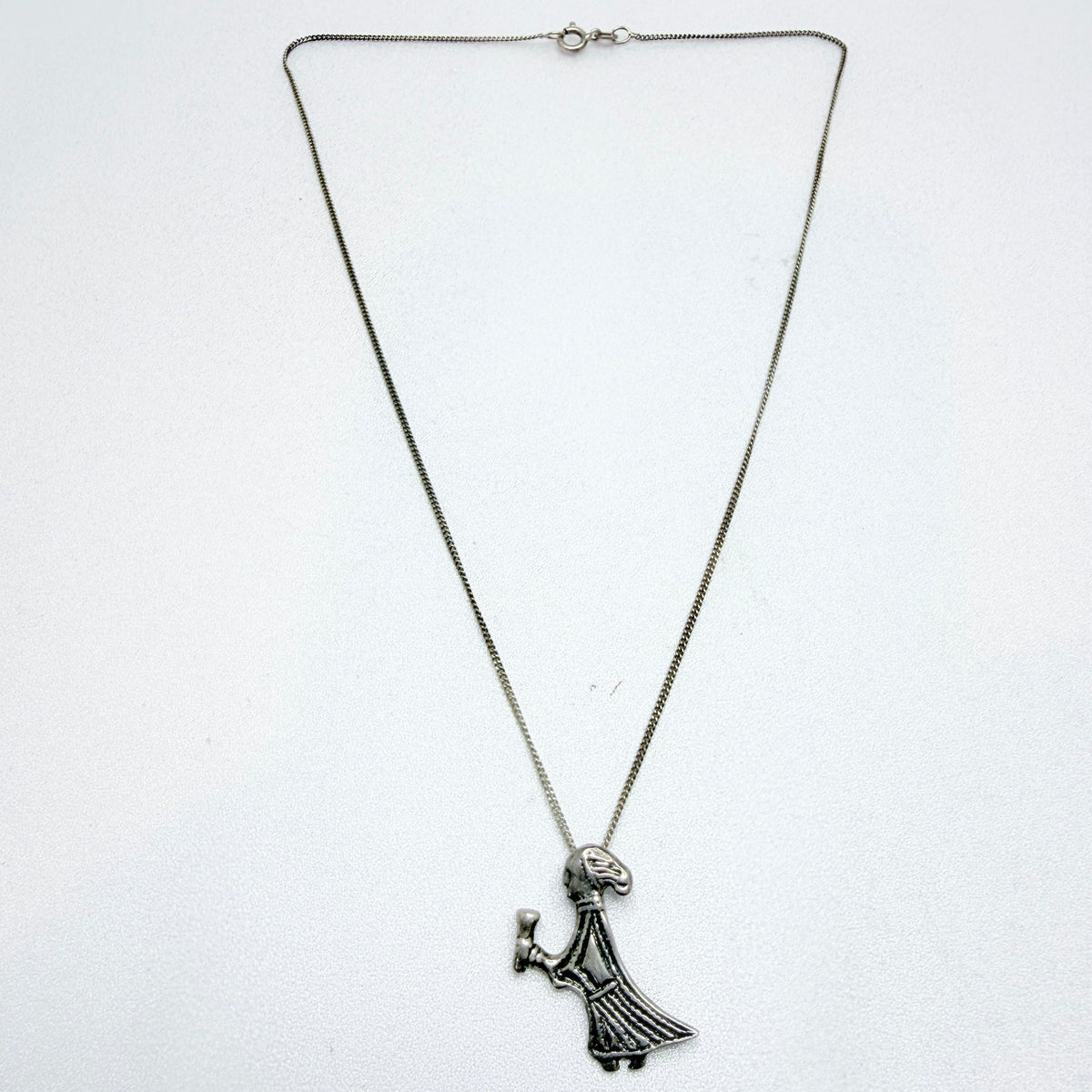 H Råberg, Sweden. Vintage Sterling Silver Viking Copy Valkyria Pendant Necklace.