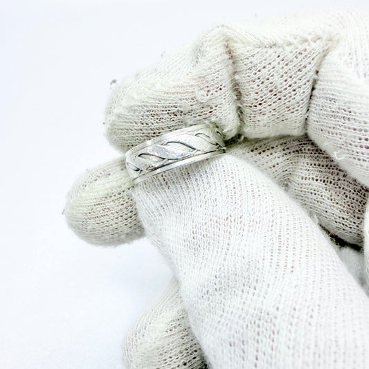 Victor Janson, Sweden 1964. Vintage Solid Silver Band Ring.