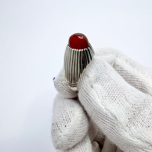 Vintage 1960s. Space Age Solid Silver Carnelian Ring.