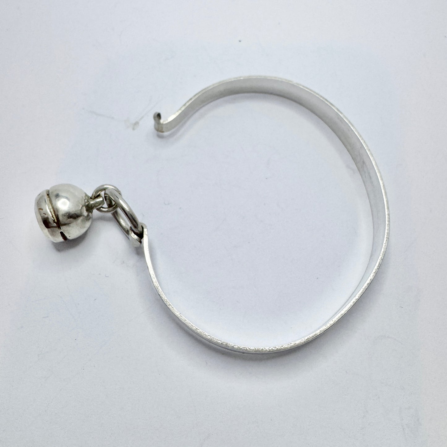 Theresia Hvorslev, Sweden. Vintage Sterling Silver Bracelet. Design: Silverknappen