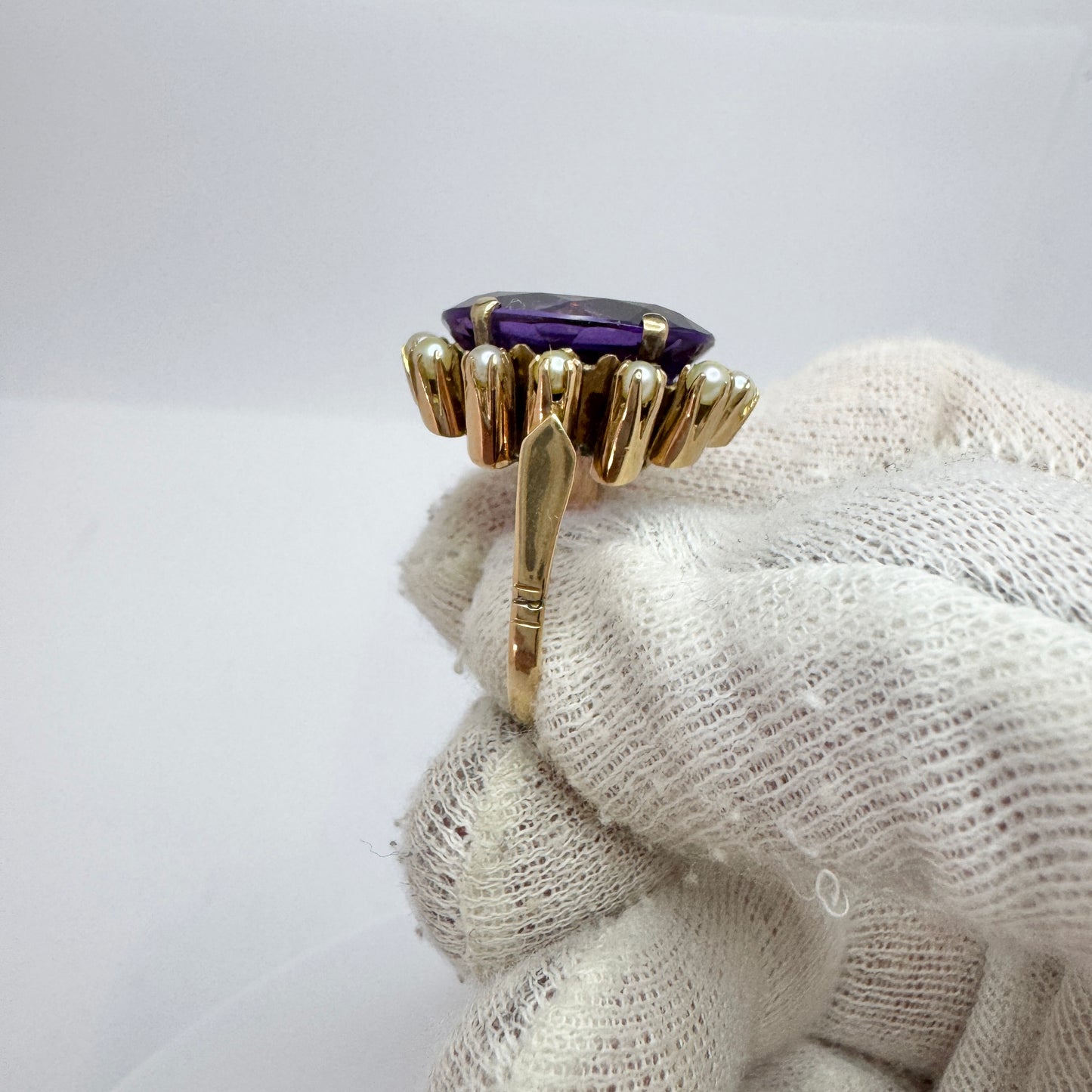 Vintage Bold 18k Gold Amethyst Pearl Cocktail Ring.