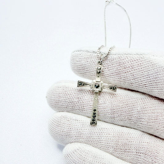 Vintage Solid Silver Marcasite Cross Pendant Necklace.