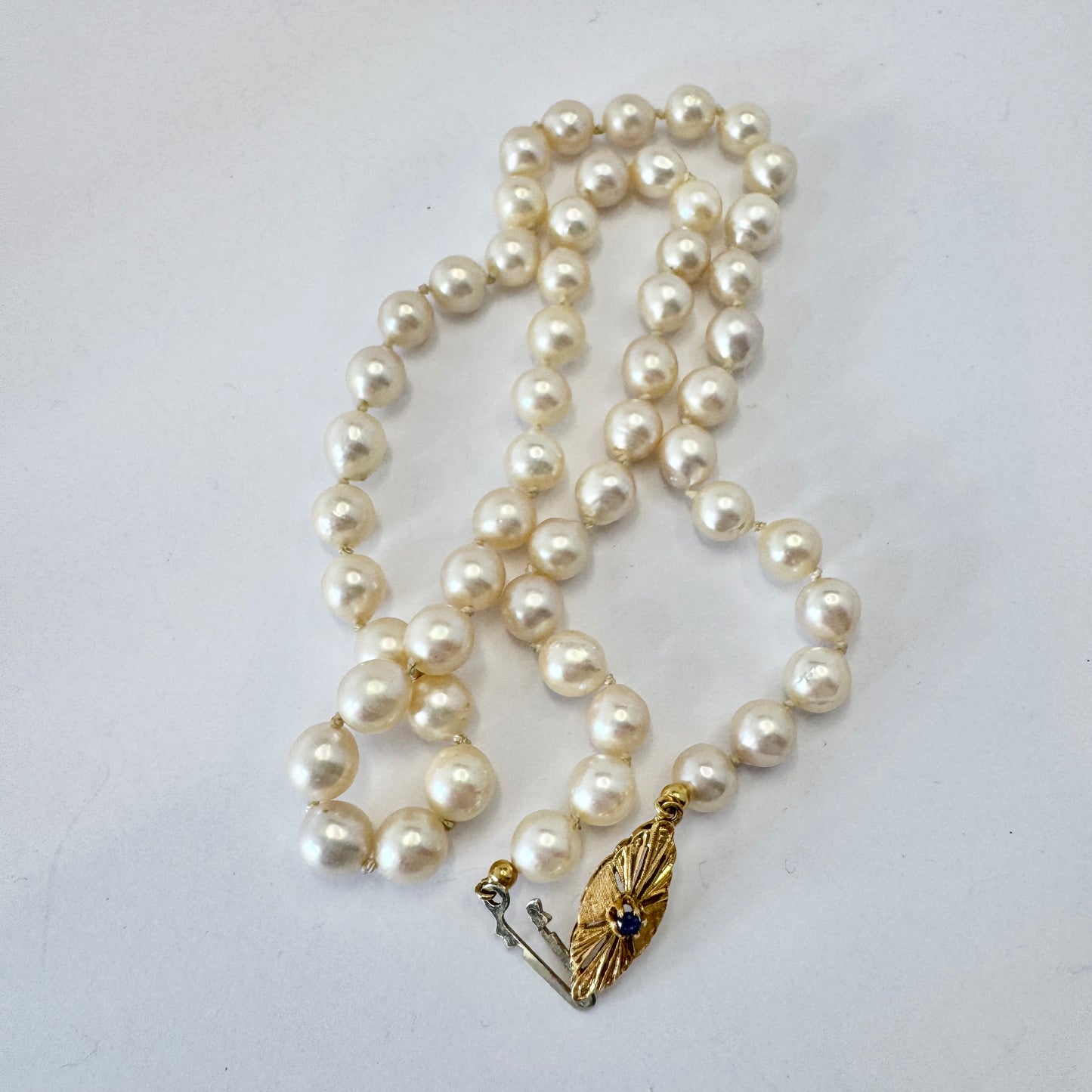 Sweden. Vintage Cultured Pearl 18k Gold Sapphire Clasp Necklace.