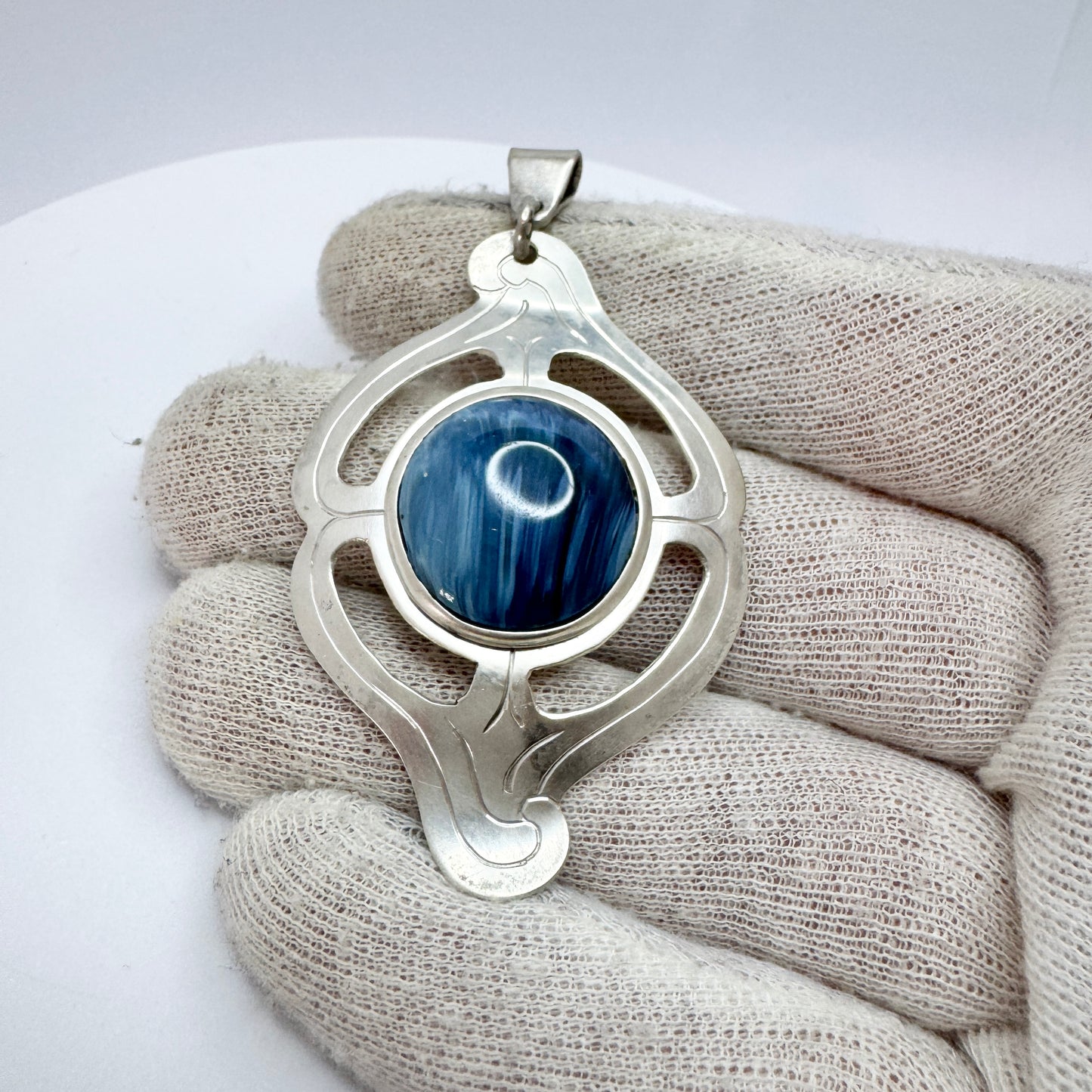 Grundström, Sweden 1985. Vintage Sterling Silver BErgslagen-stone Pendant.