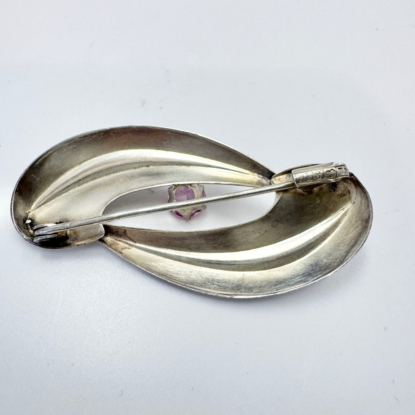 I.Lappalainen, Finland 1965. Vintage Silver Pink Synthetic Sapphire Brooch.