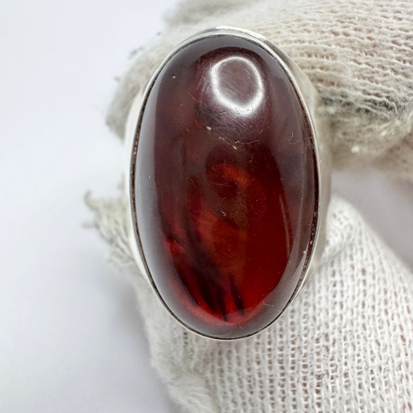 Vintage Solid 830 Silver Amber Ring.