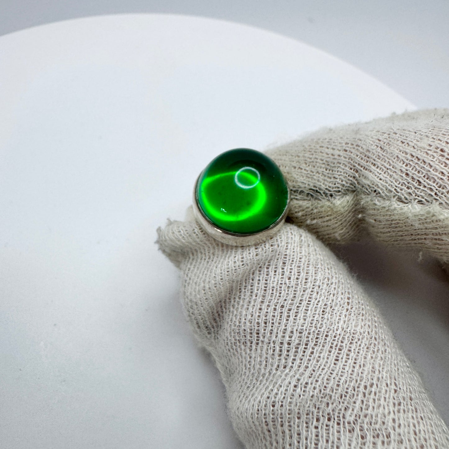 Ostsee-schmuck, Germany c 1960-70s. Vintage Solid Silver Green Paste Ring