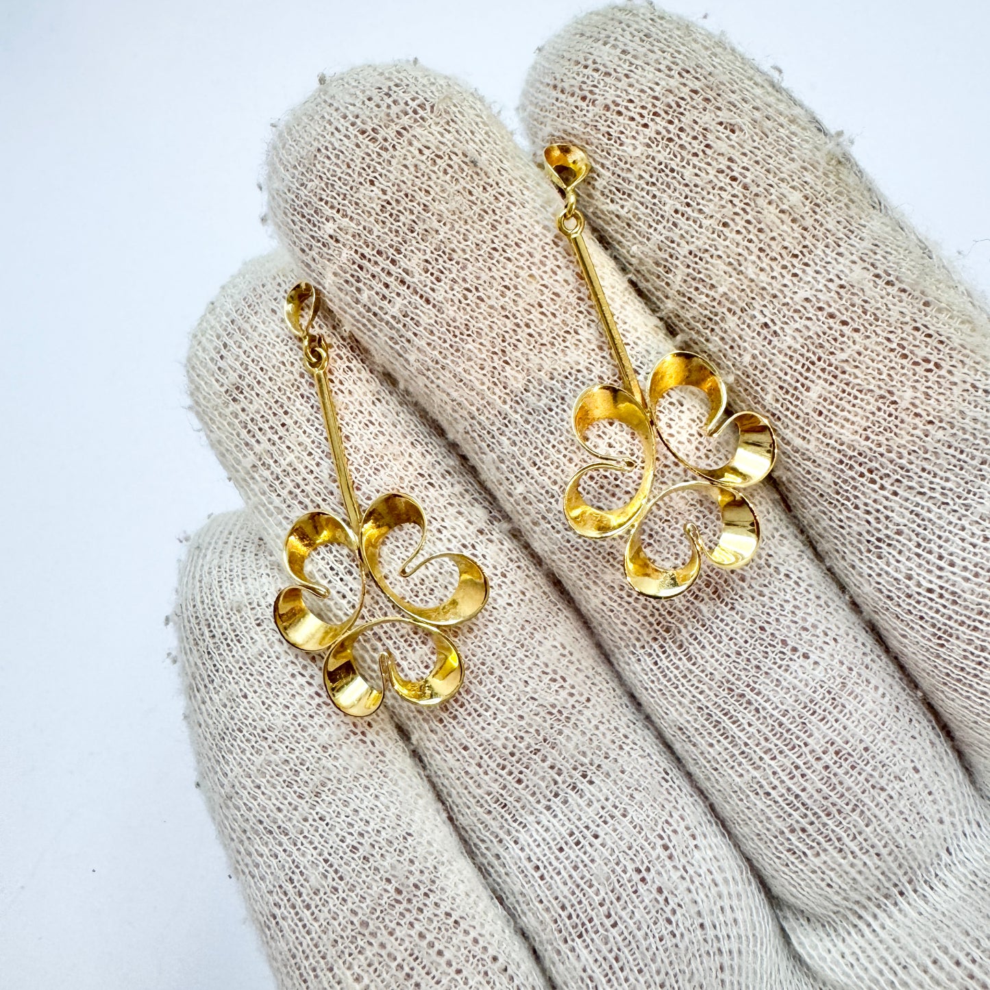 KE Palmberg for ALTON, Sweden 1970. Vintage 18k Gold Dangle Earrings.