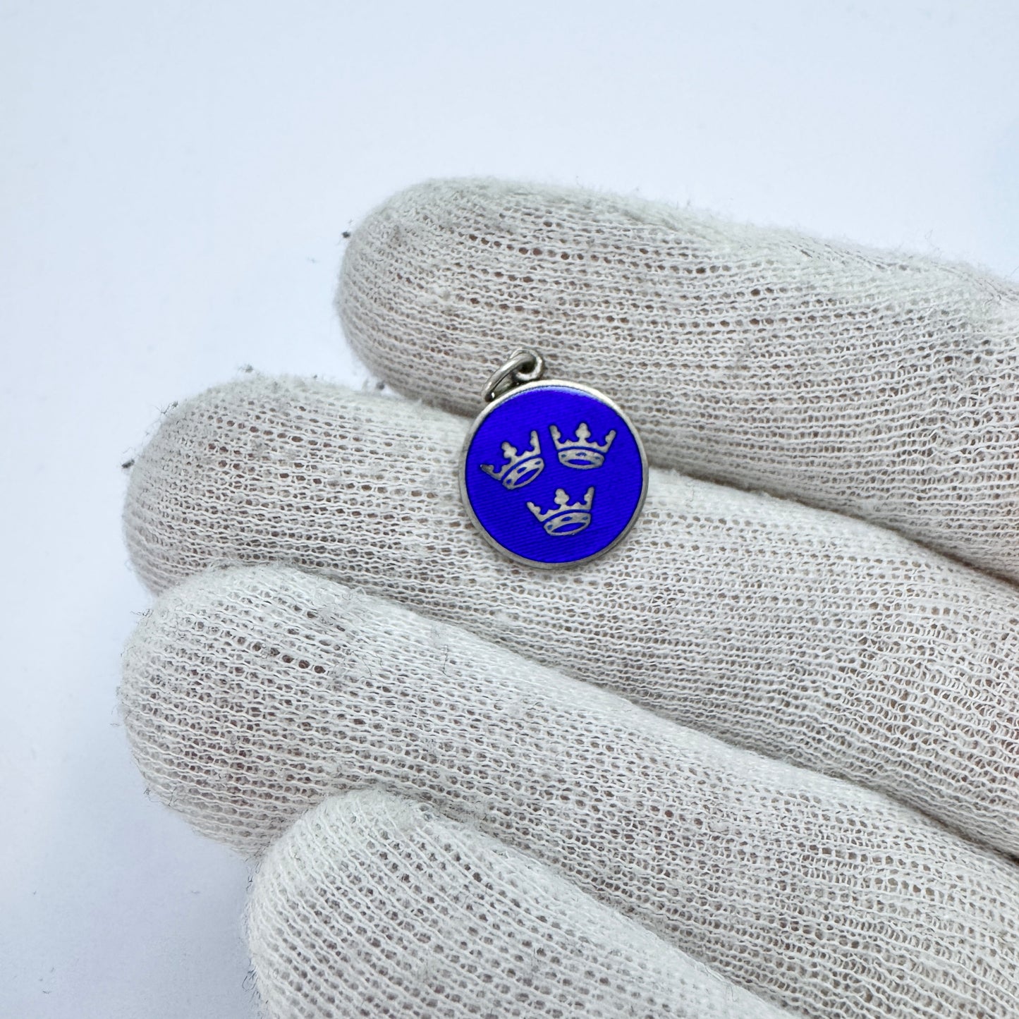 Lagerströms , Sweden 1972. Vintage Sterling Silver Enamel Swedish Three Crowns Charm