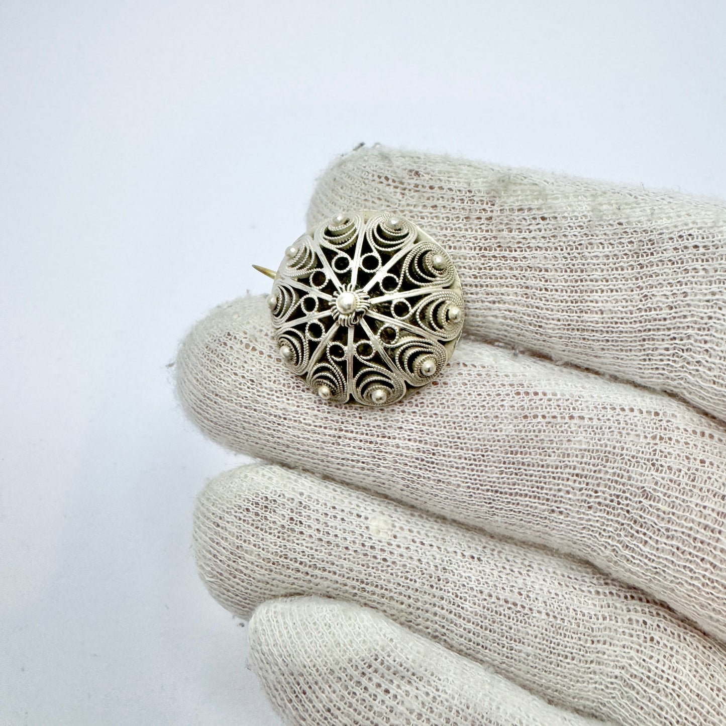 David-Andersen, Norway pre 1925. Antique Solid Silver Filigree Brooch.
