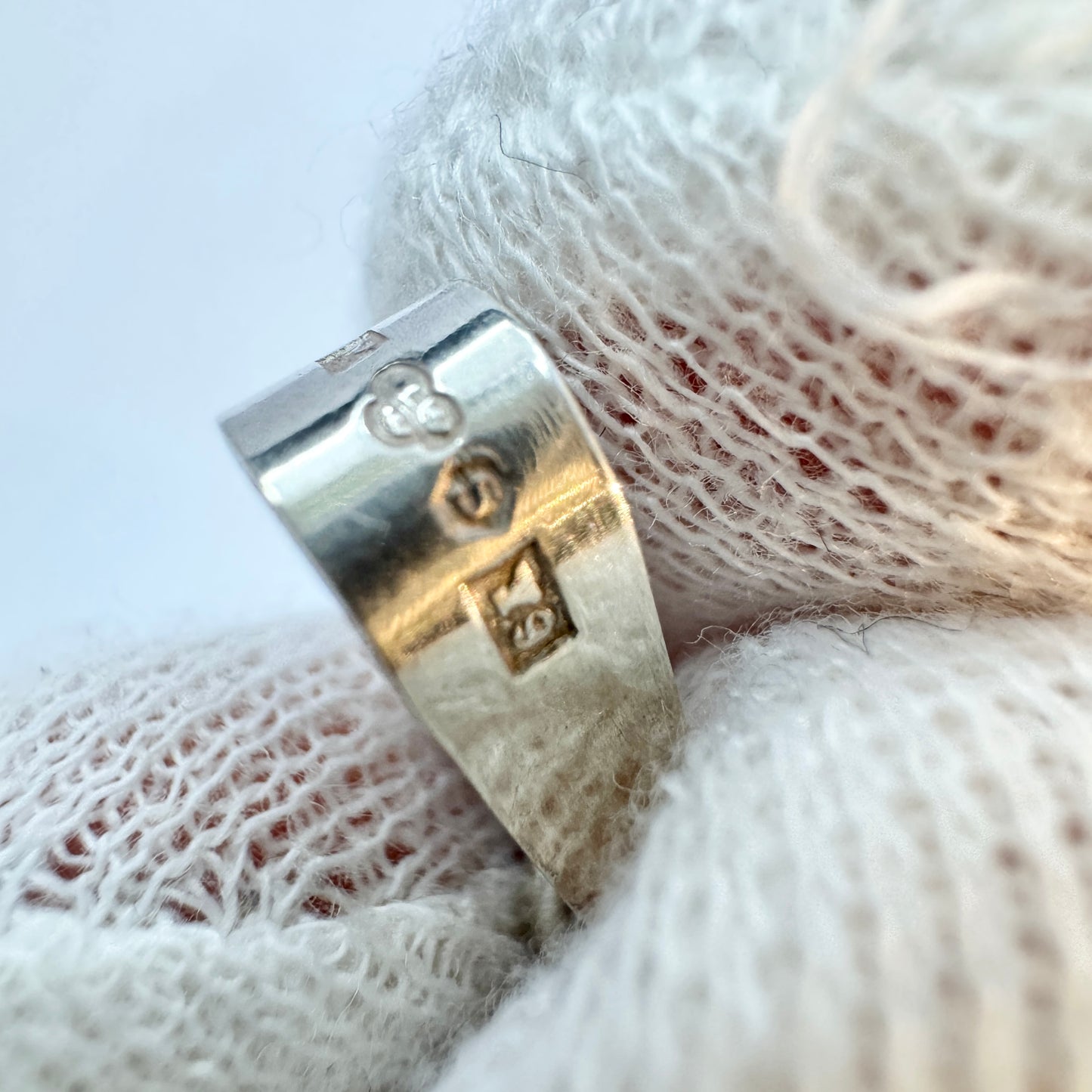 G Dahlgren, Sweden 1973. Vintage Sterling Silver Anvil Pendant.