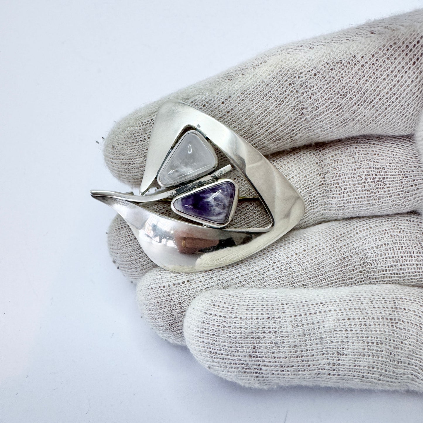 Pirkan Kulta, Finland 1961. Vintage Solid Silver Quartz Brooch.