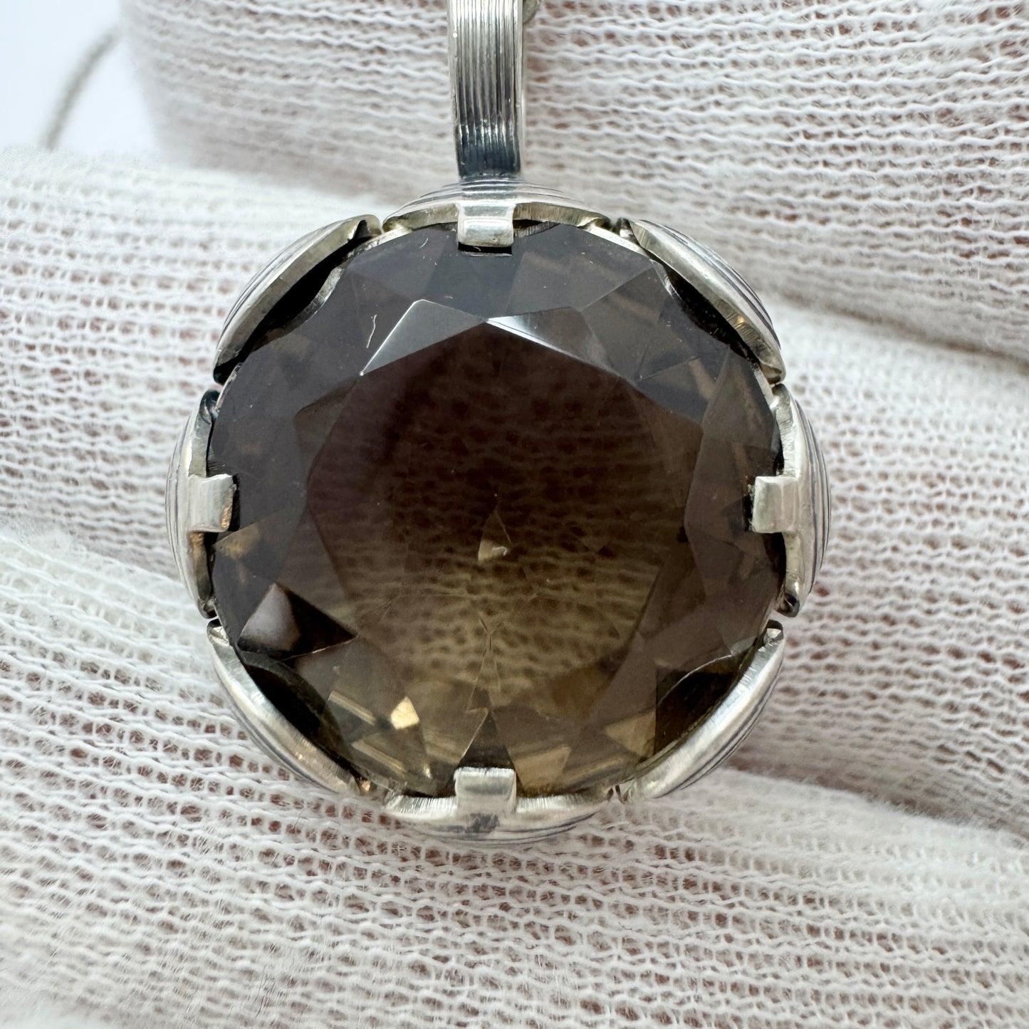 Elis Kauppi, Kupittaan Kulta, Finland 1960s. Vintage Sterling Silver Smoky Quartz Pendant Necklace.