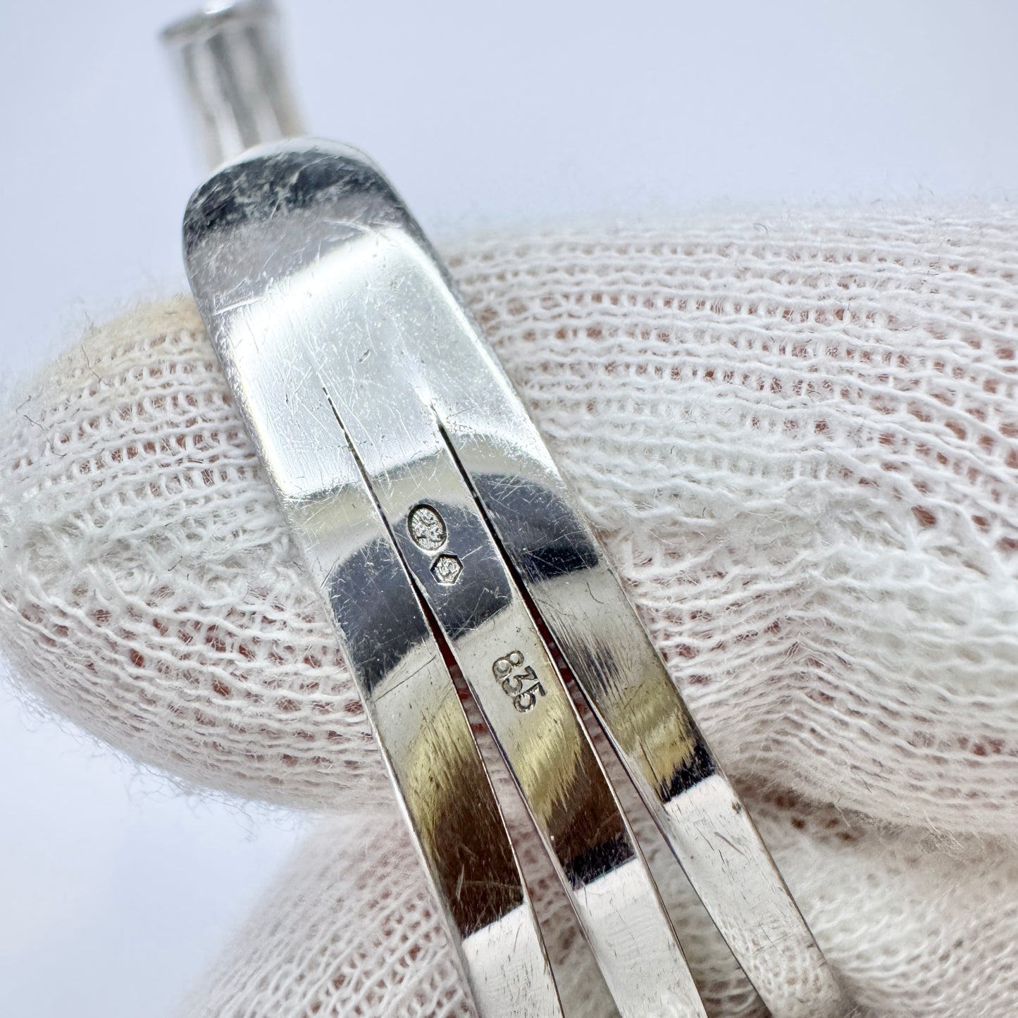 Vintage 1960-70s Solid Silver Tiger's Eye Cuff Bracelet.