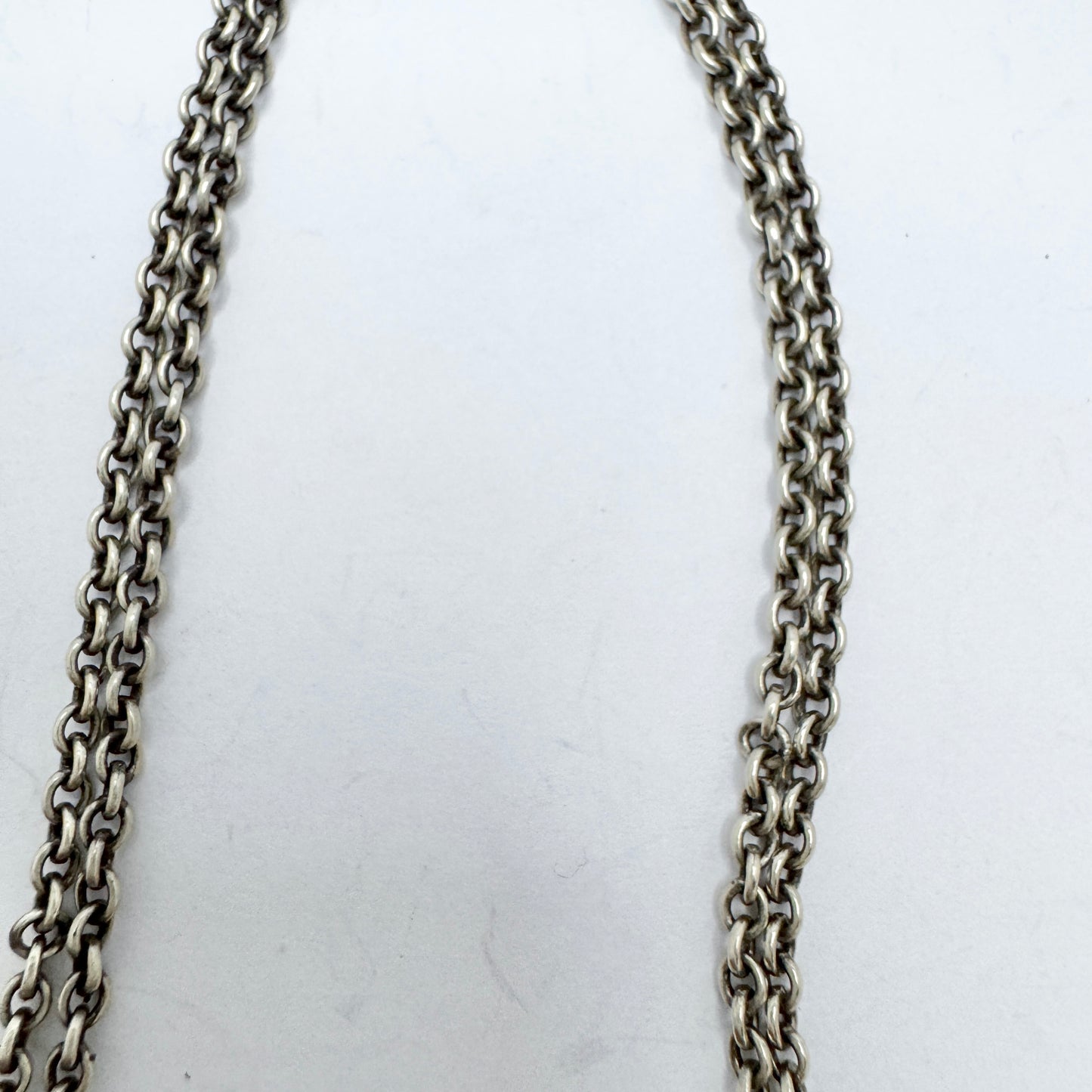 JAN, Finland. Vintage Sterling Silver Hardstone Bird Pendant Necklace.