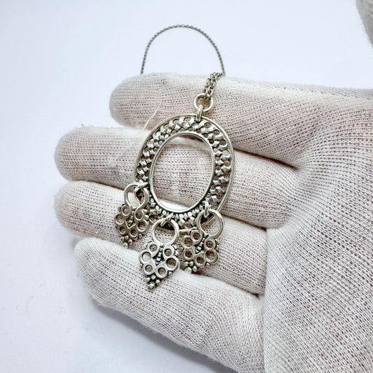 Kalevala Koru, Finland. Vintage Sterling Silver Pendant Long Chain Necklace.