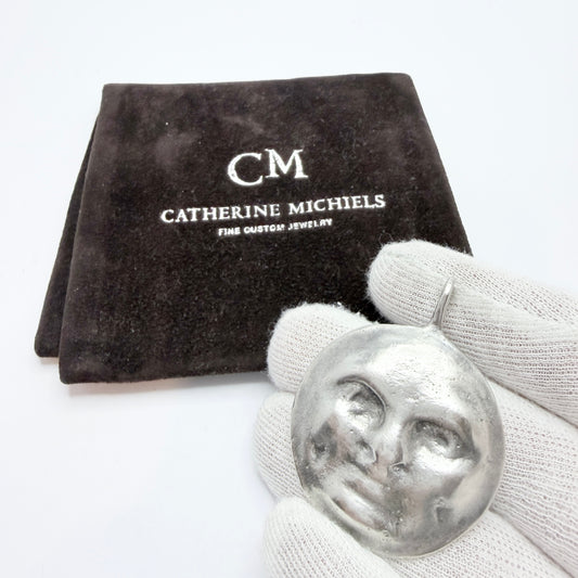 Catherine Michiels. Sterling Silver Pendant. Design: Avant l'amour. Je Demande La Lune