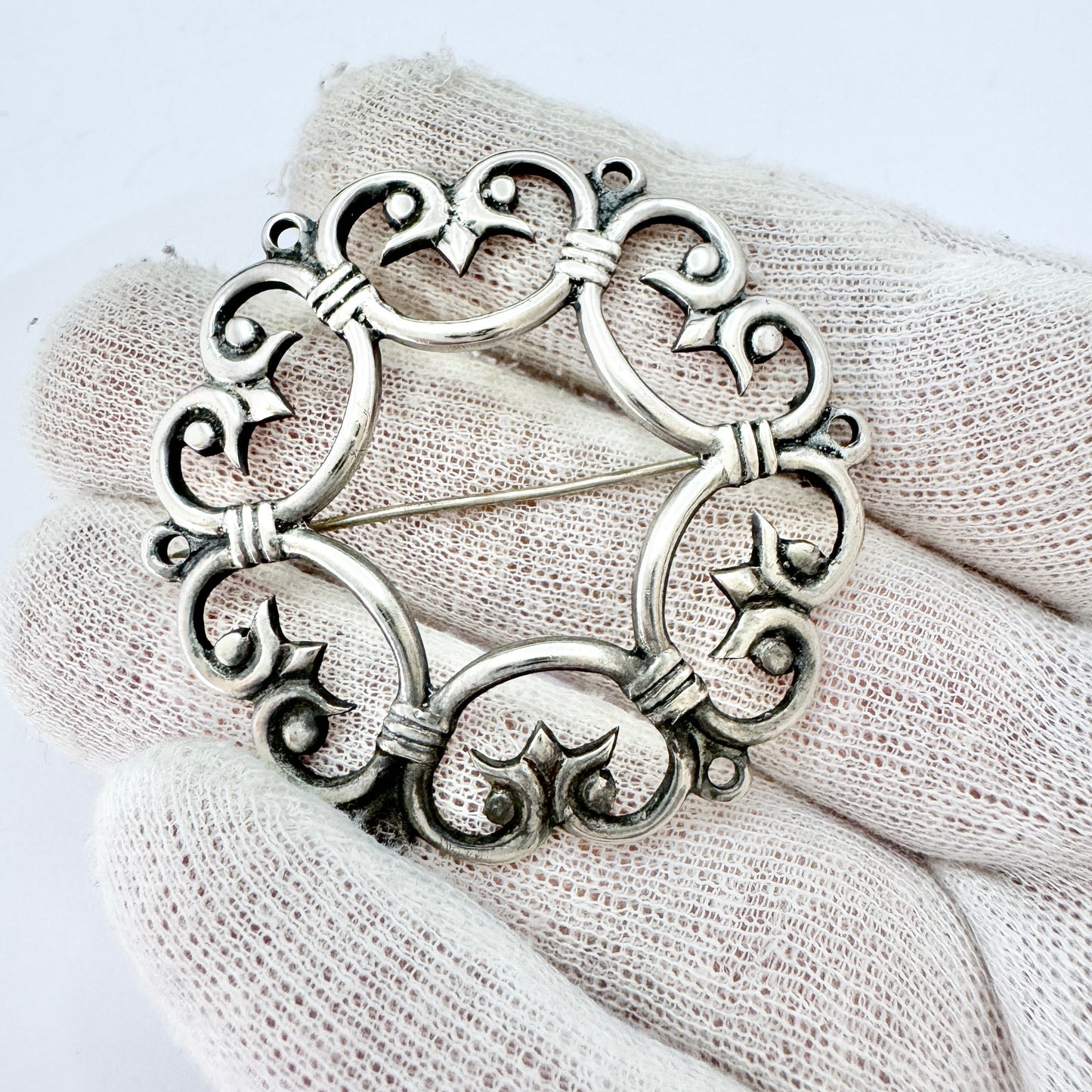 H.Kaksonen for Kalevala Koru, Finland 1941. Rare Vintage WW2-era Solid Silver Brooch.