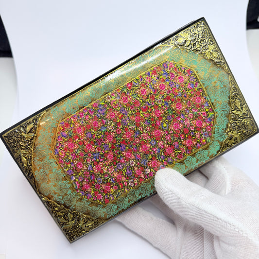 Kashmir, India. Vintage Paper Mache Jewelry Box.