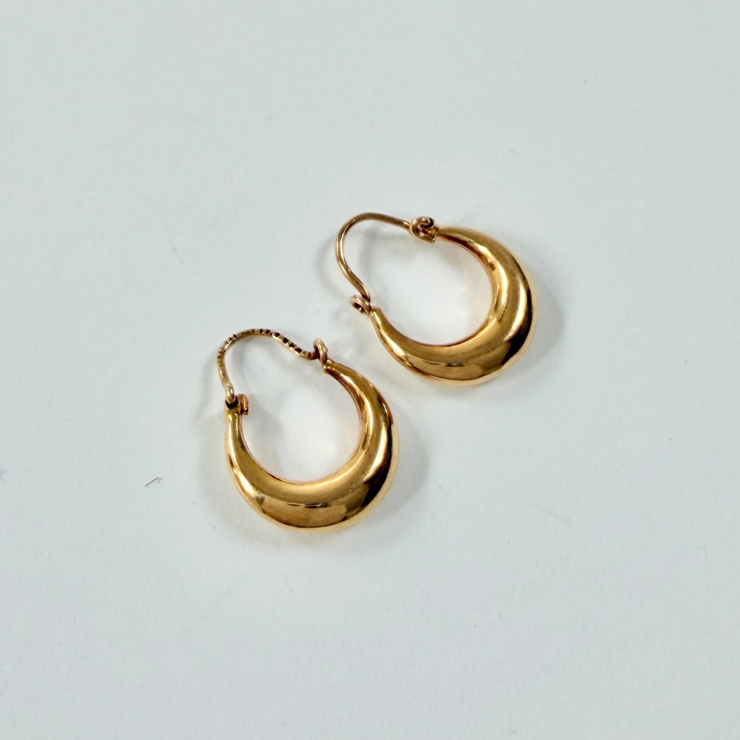Hedberg, Sweden 1974. Vintage 18k Gold Earrings.