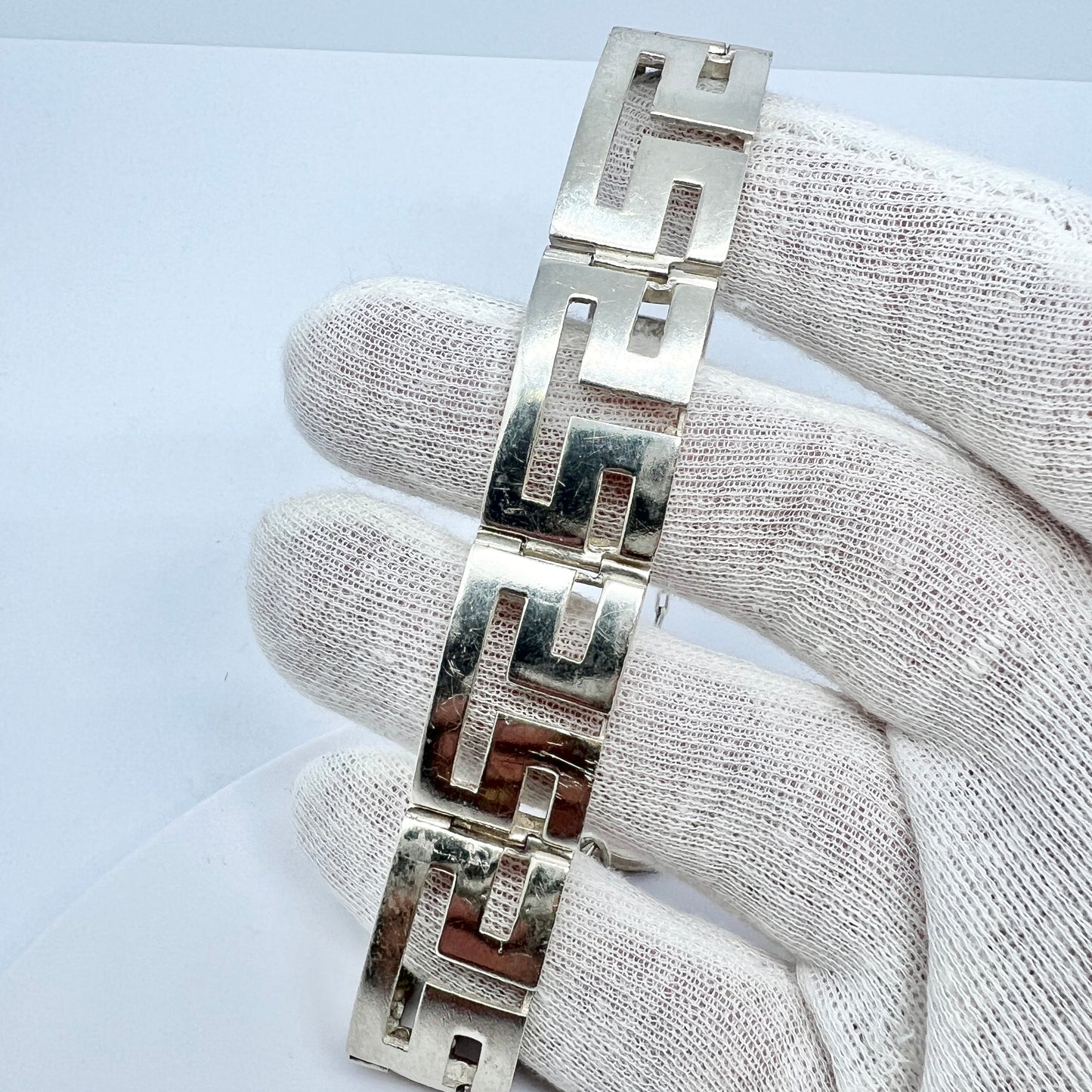 Greece c 1970s. Vintage Sterling 950 Silver Bracelet + Charm.
