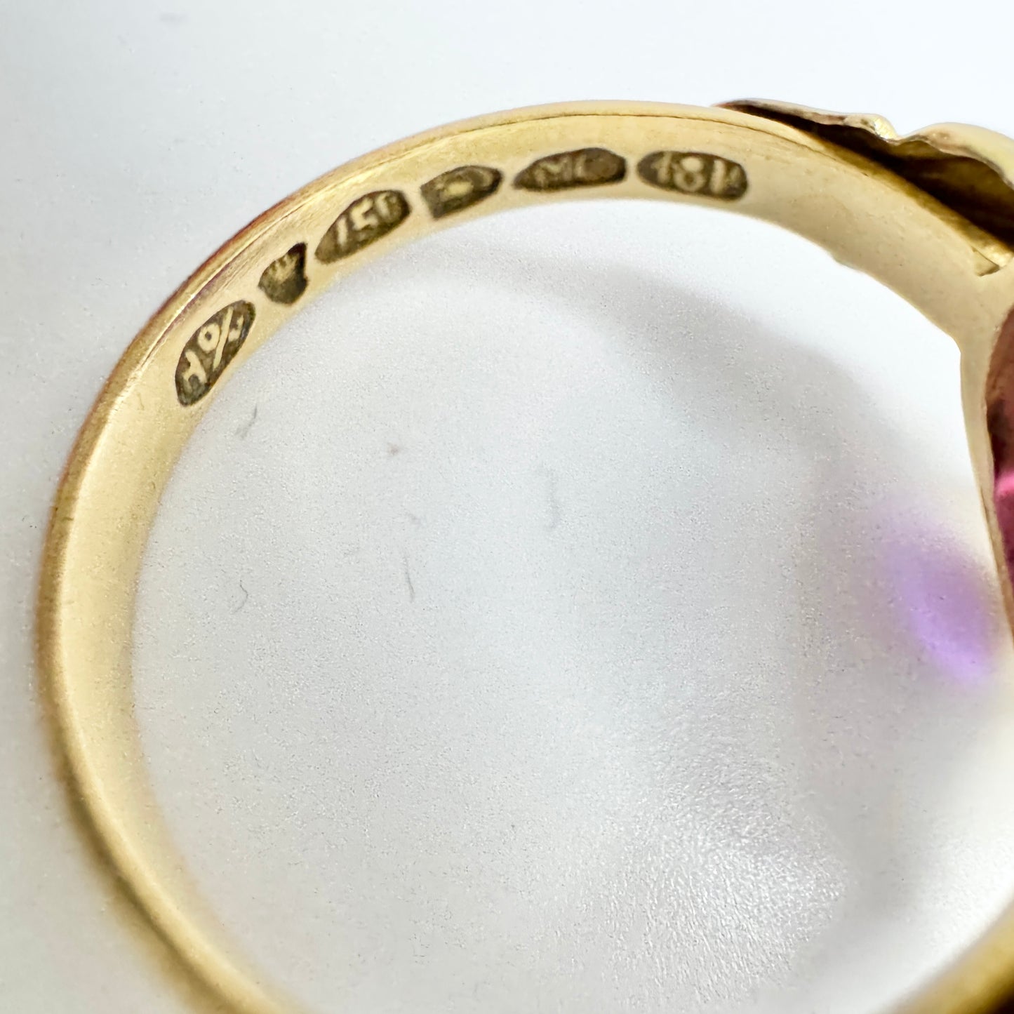 H O/Y. Finland 1941. Rare WW2-era 18k Gold Amethyst Ring.