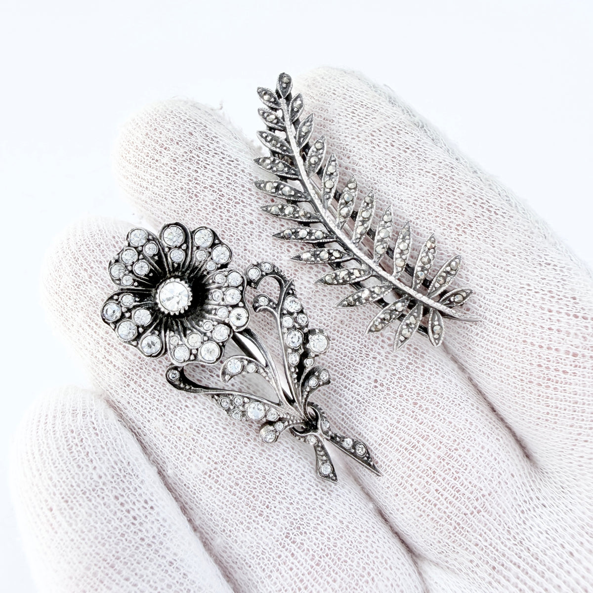 Two Vintage Silver Brooches. A Flower and a Leaf. 1950-60s