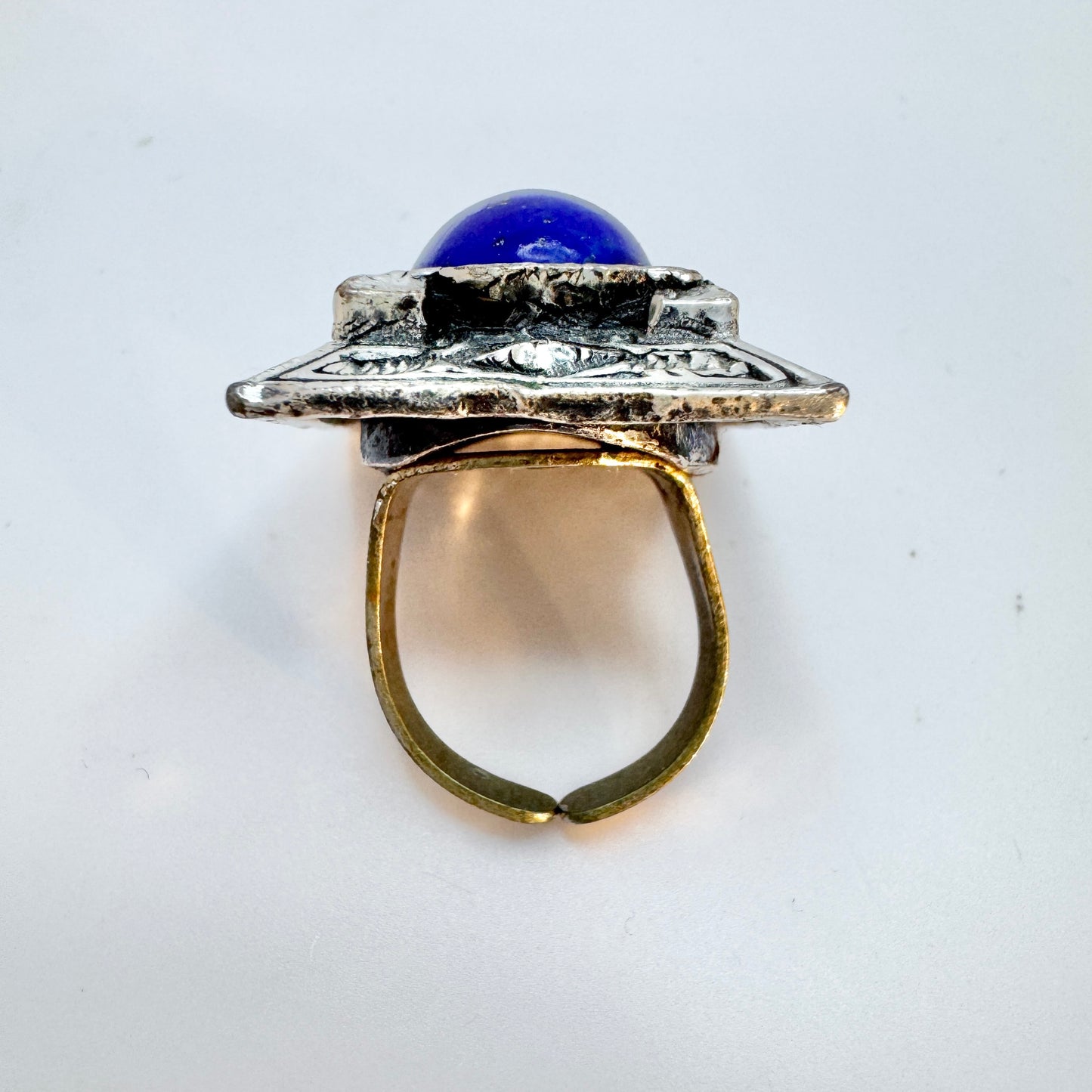 Vintage c 1970s. Bold Pewter Art Glass Ring.