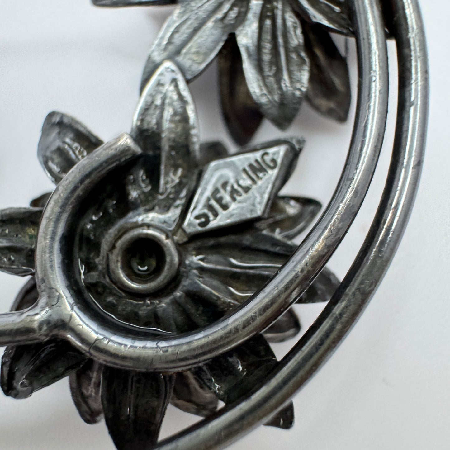 Vintage Sterling Silver Paste Stone Large Brooch. Prob. USA