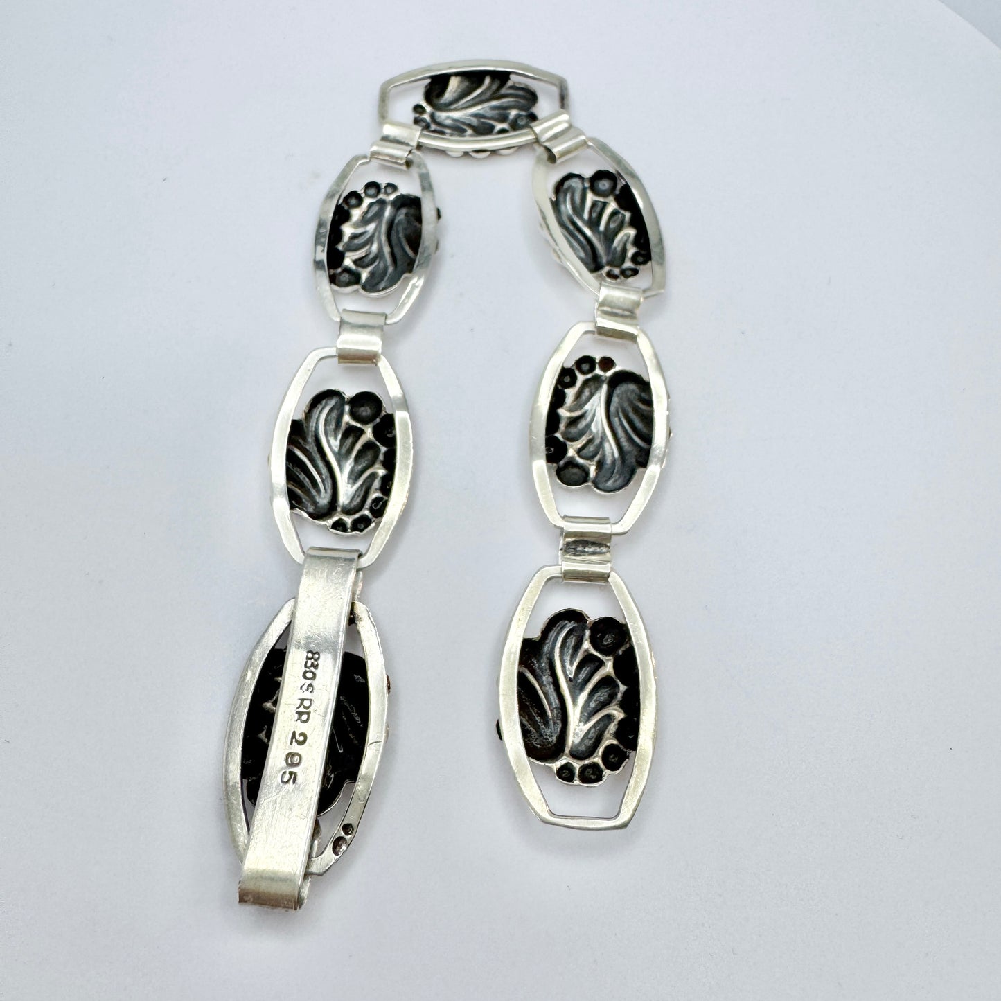 R Rasmussen, Denmark 1930s. Vintage Solid Silver Bracelet.