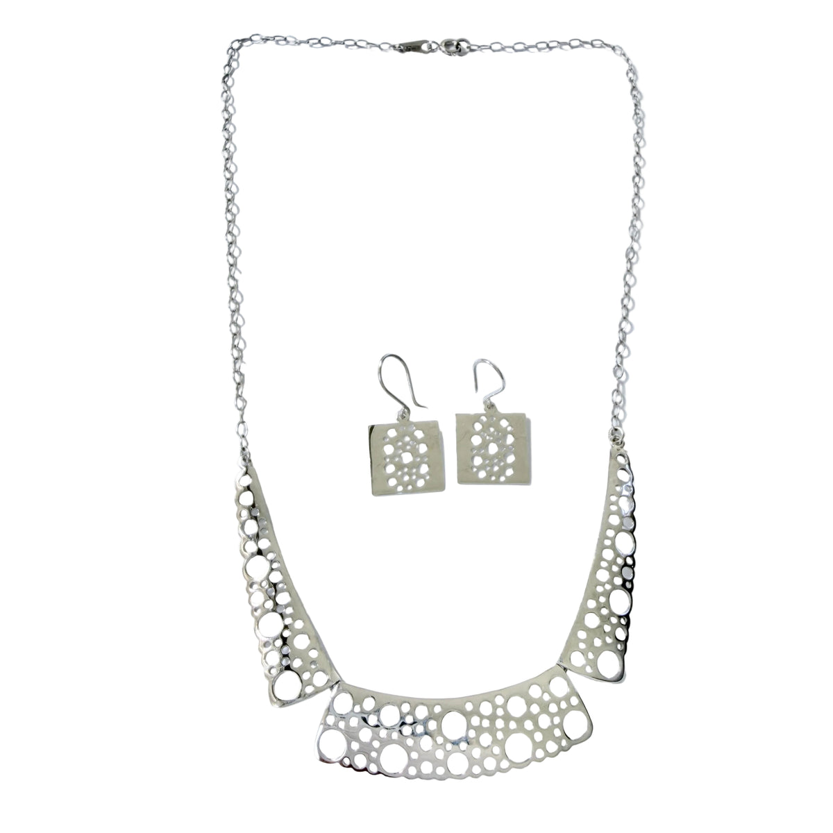 Kultakeskus, Finland. Design Liisa Vitali, Sterling Silver Necklace and Earrings